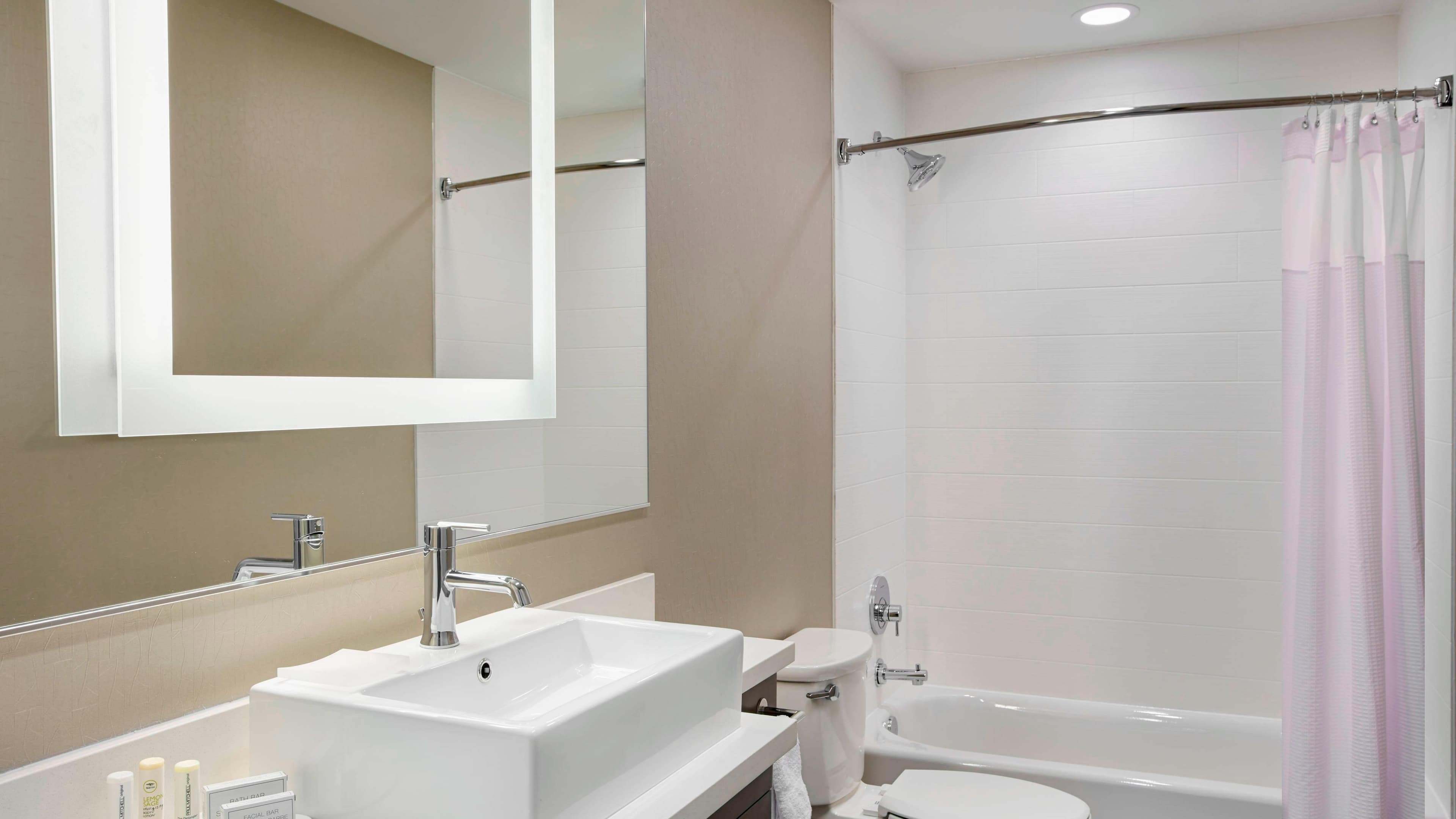 Suite - Image 4