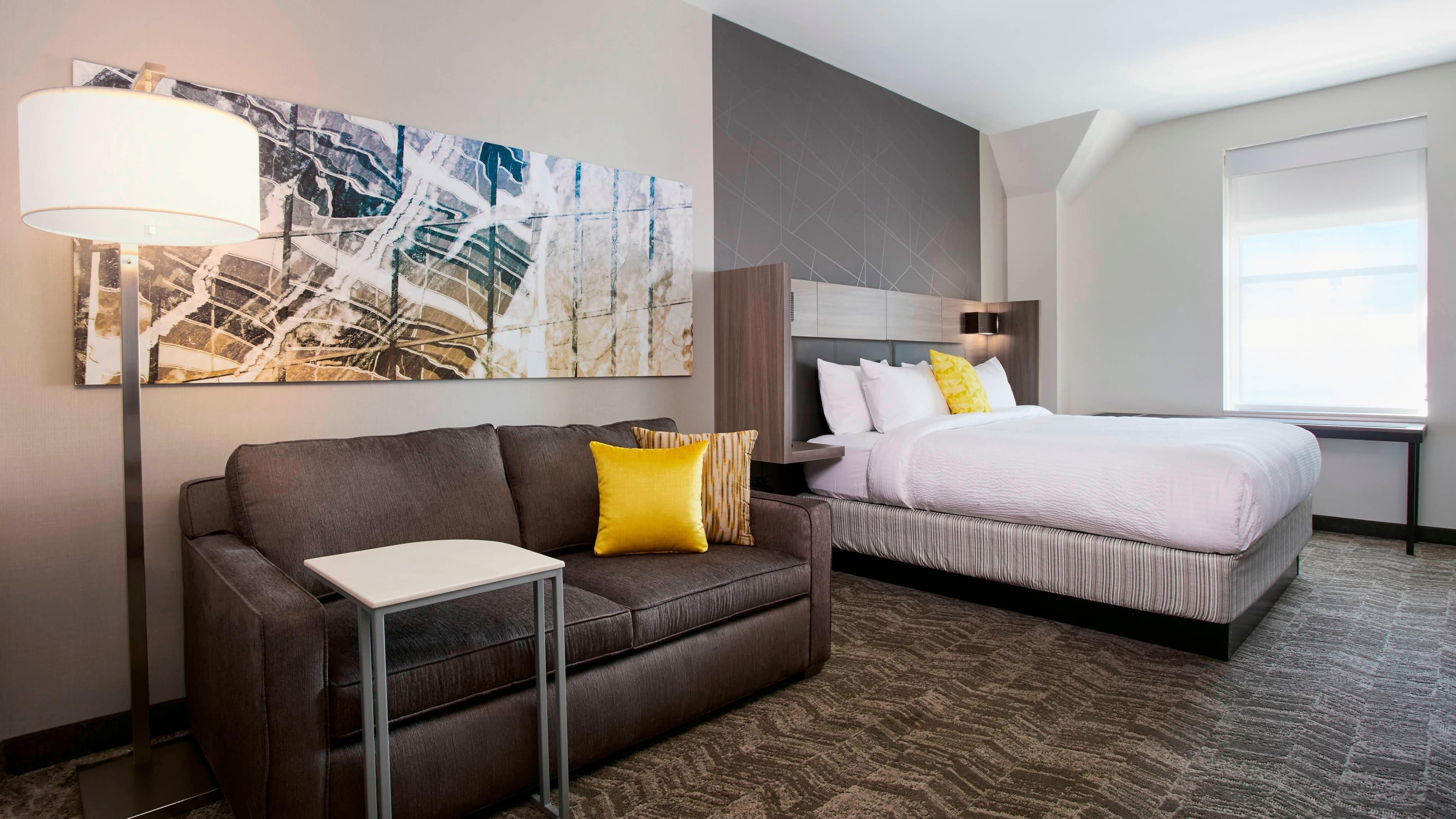 Suite - Image 2