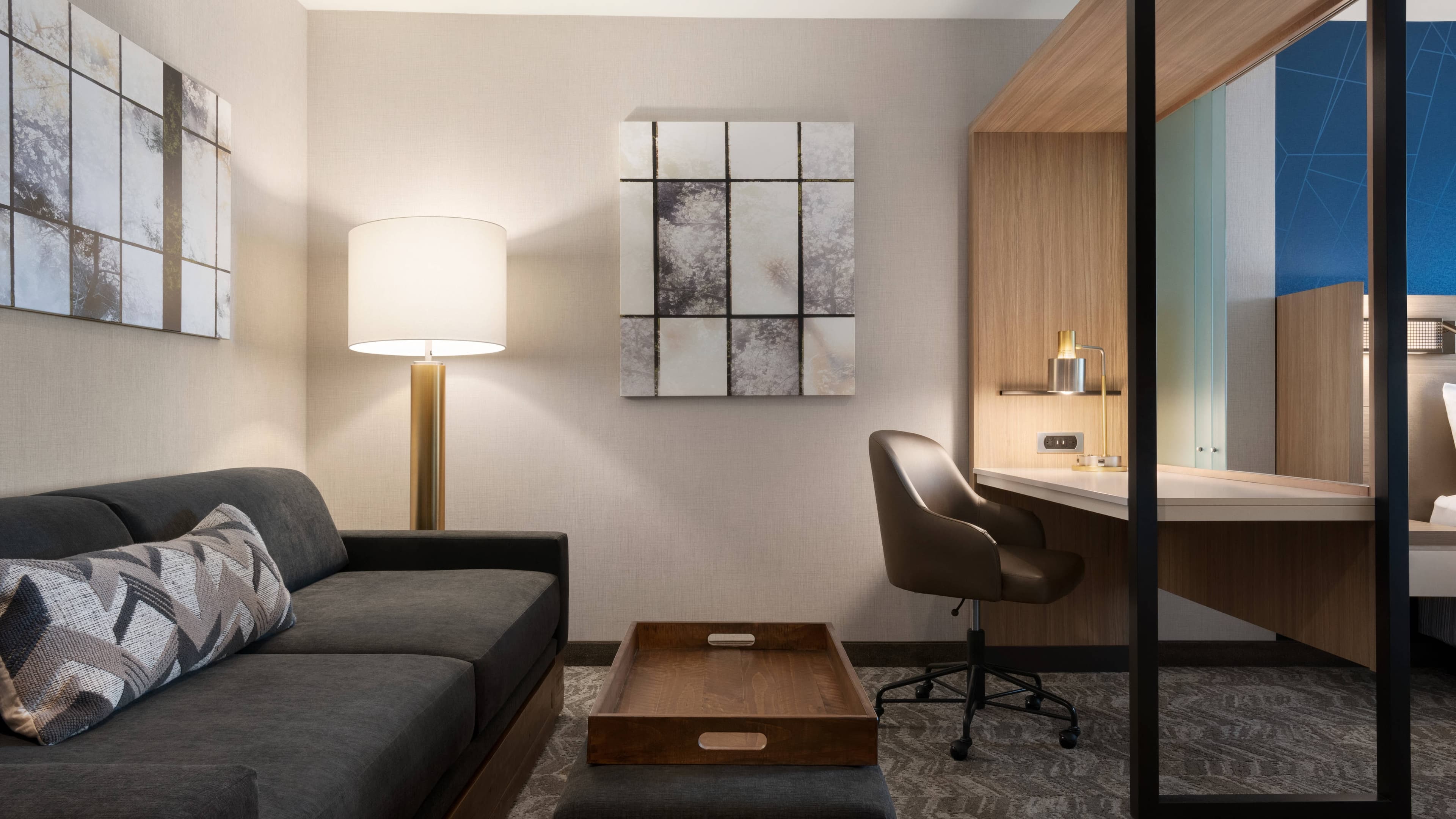 SpringHill Suites Milwaukee West/Wauwatosa - Image 2