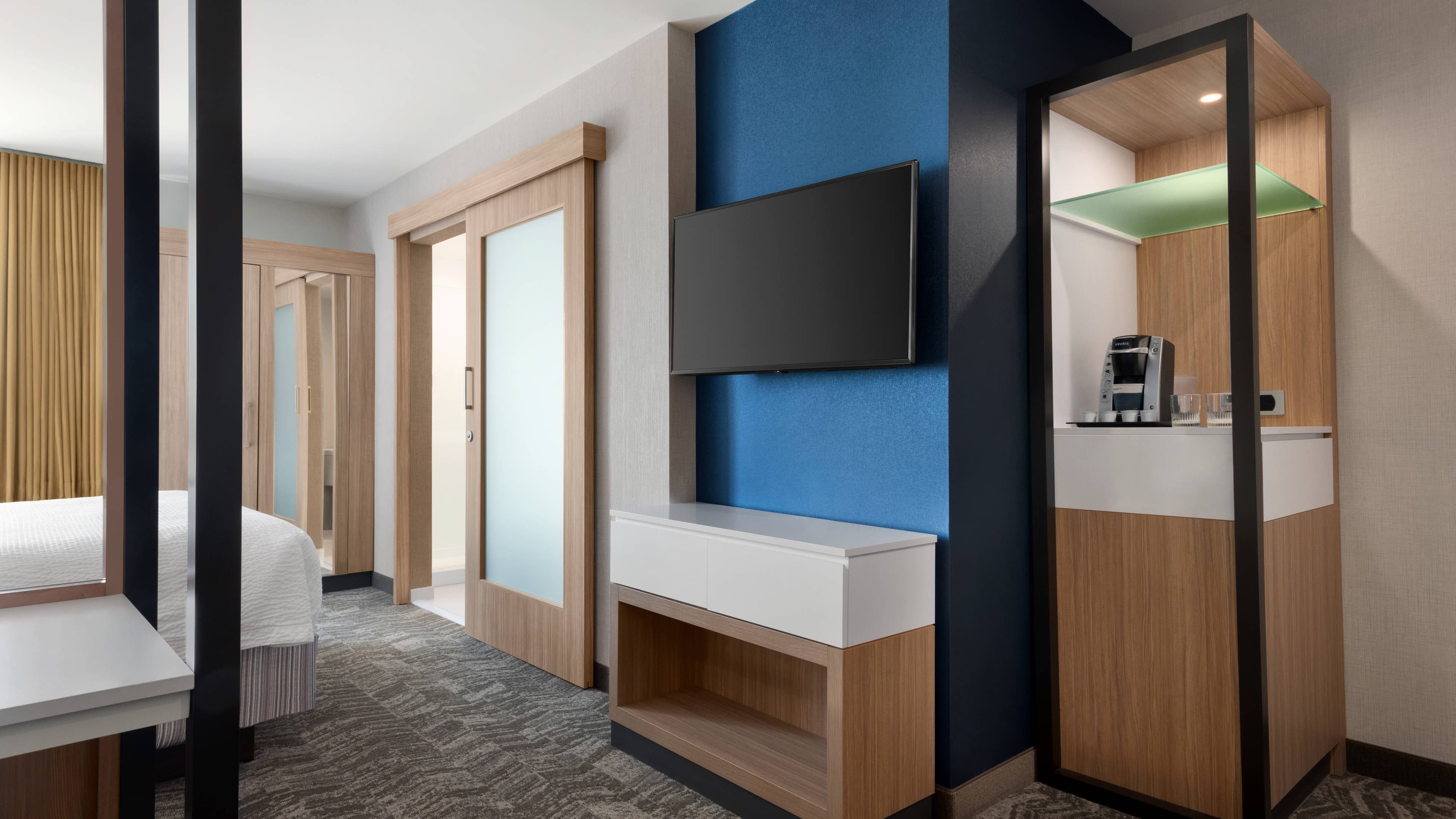 SpringHill Suites Milwaukee West/Wauwatosa - Image 4