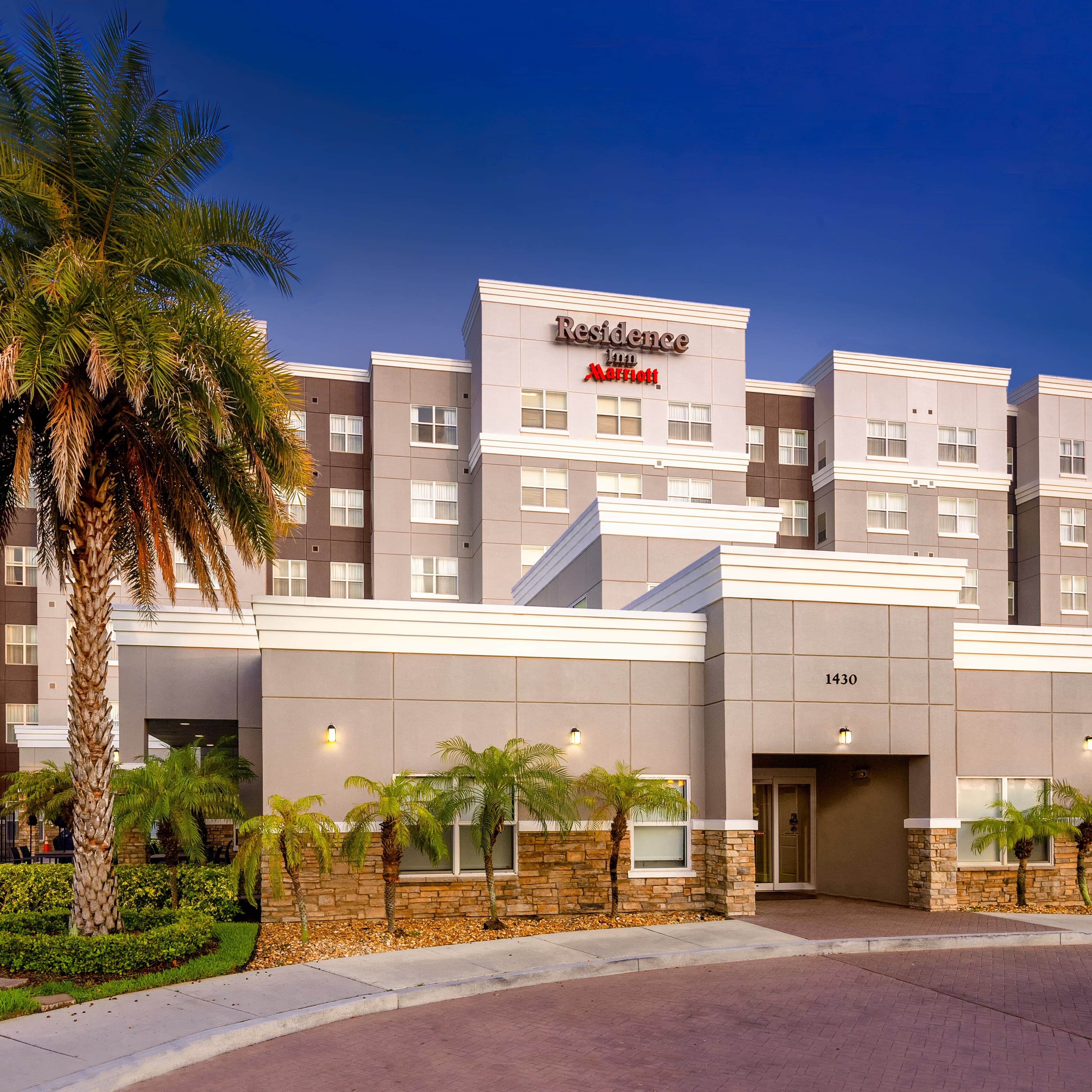 Residence Inn Melbourne - Image 1