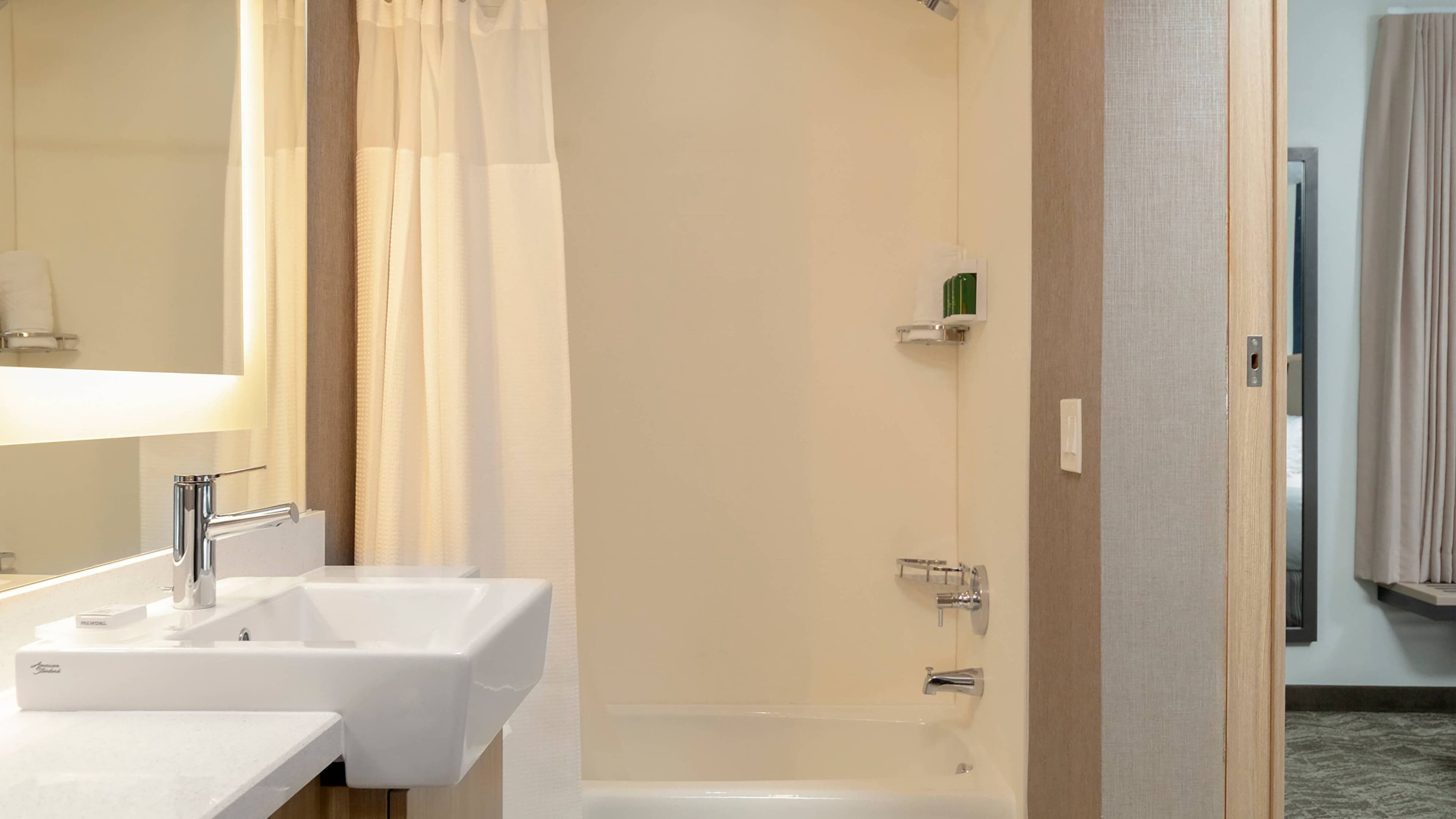 Suite - Image 8