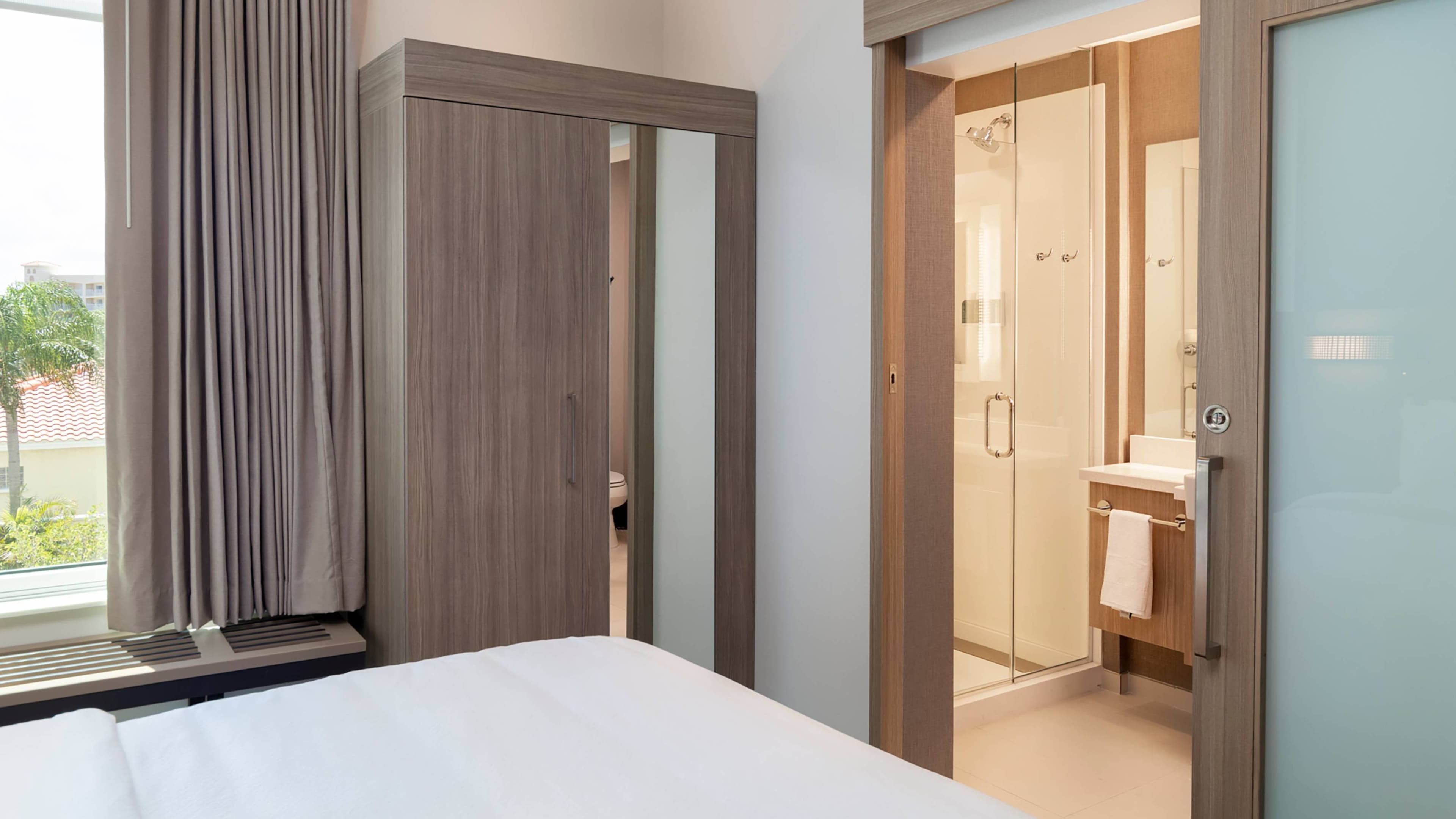 Suite - Image 6