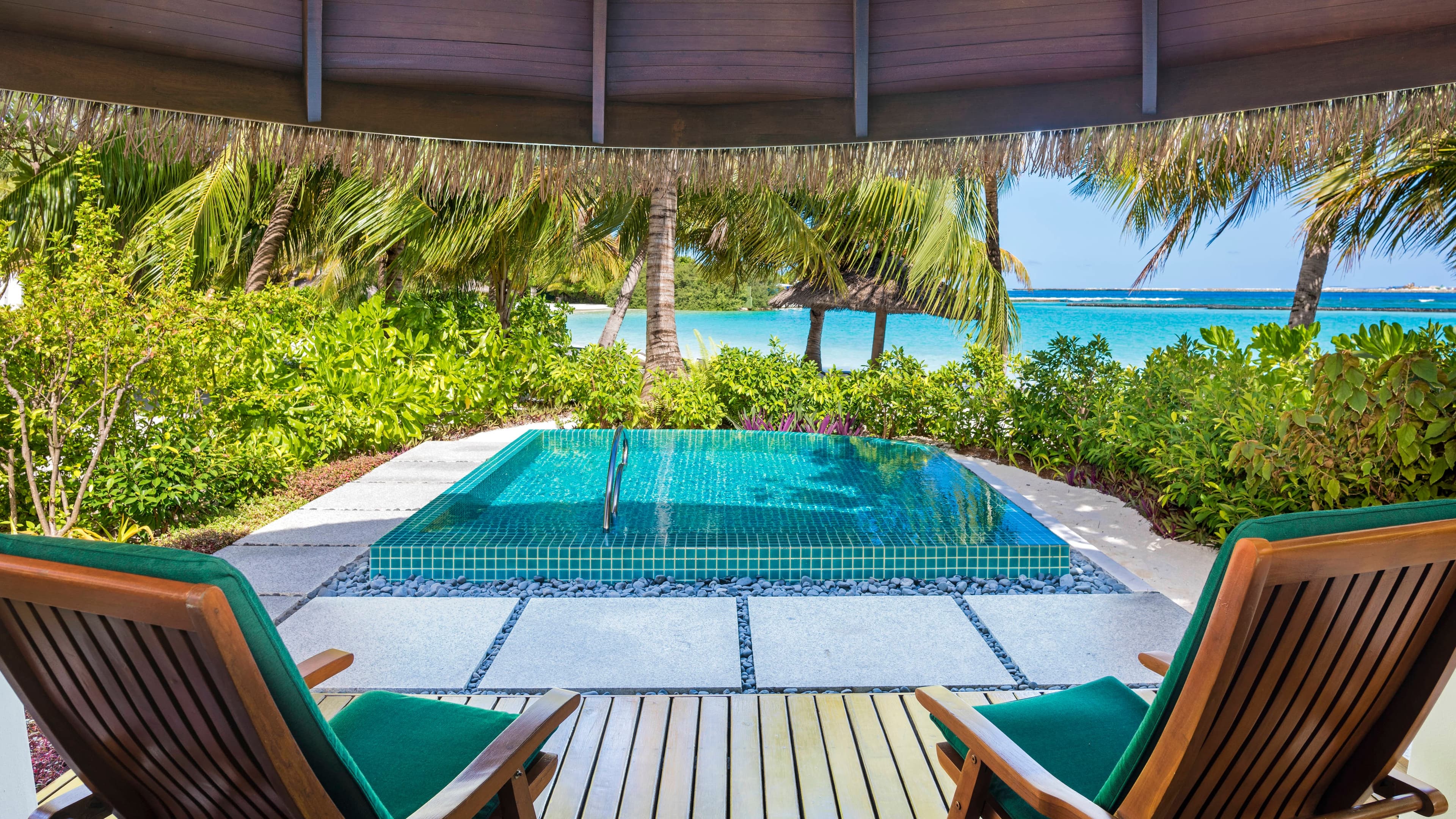 Sheraton Maldives Full Moon Resort & Spa — 17
