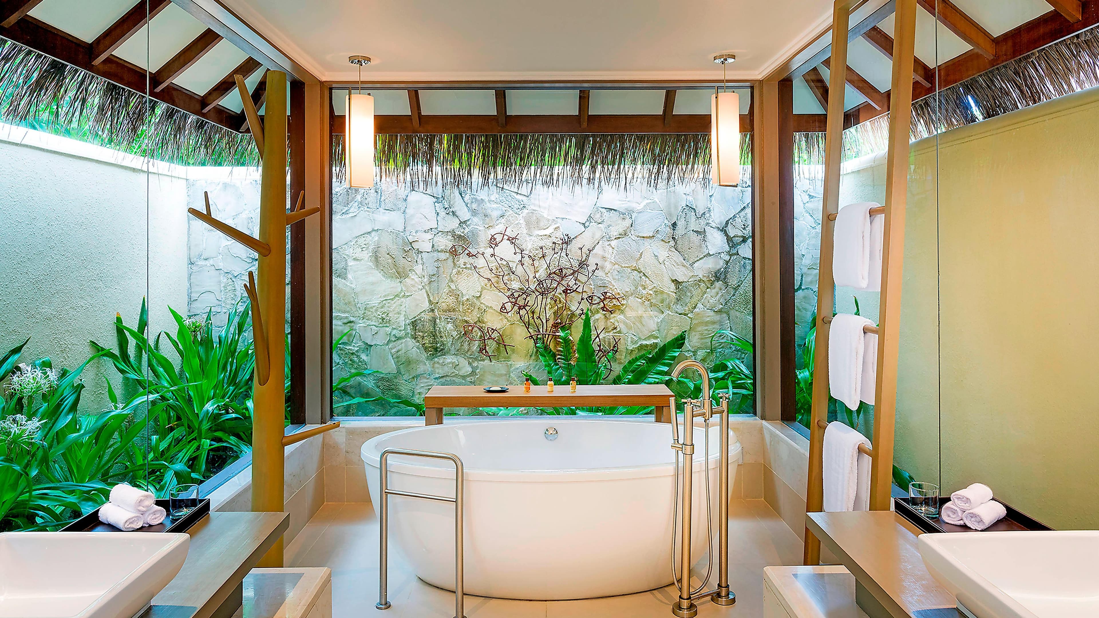 Sheraton Maldives Full Moon Resort & Spa — 74