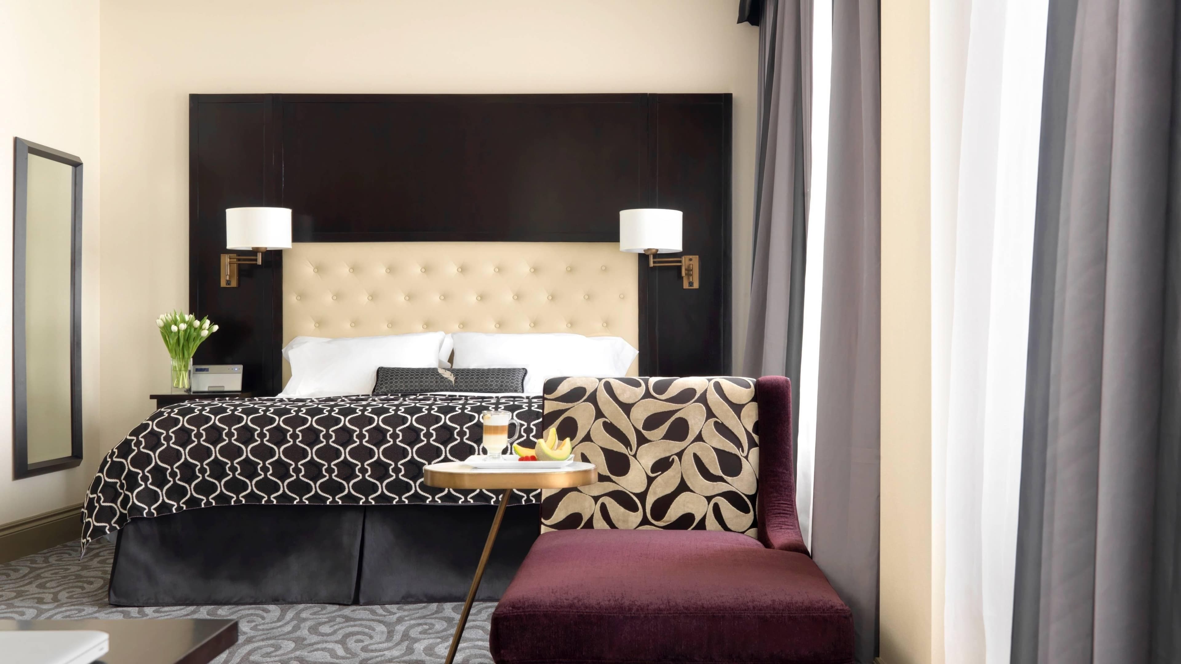 Guest Room - Image 1