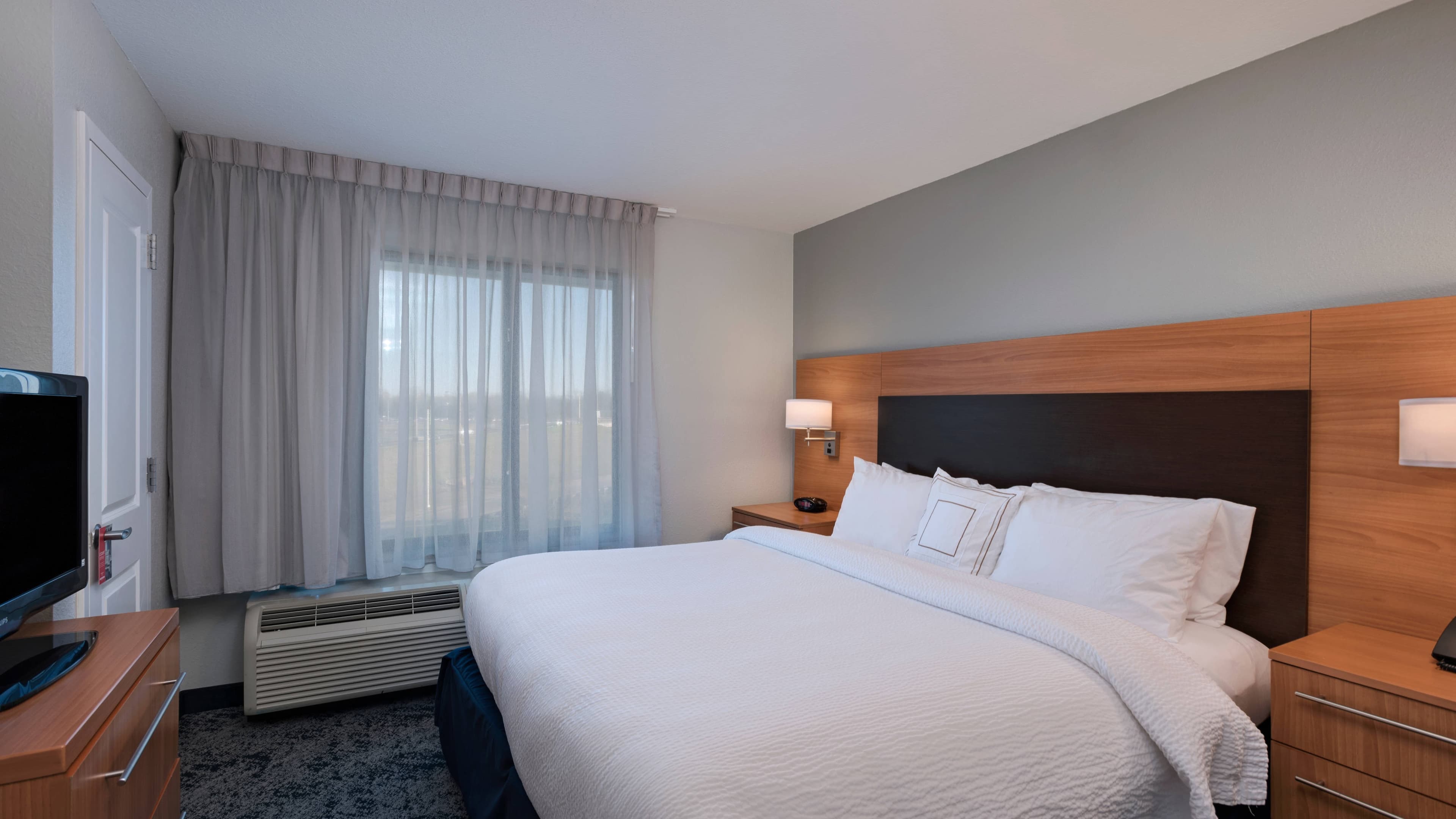 TownePlace Suites Monroe — 8