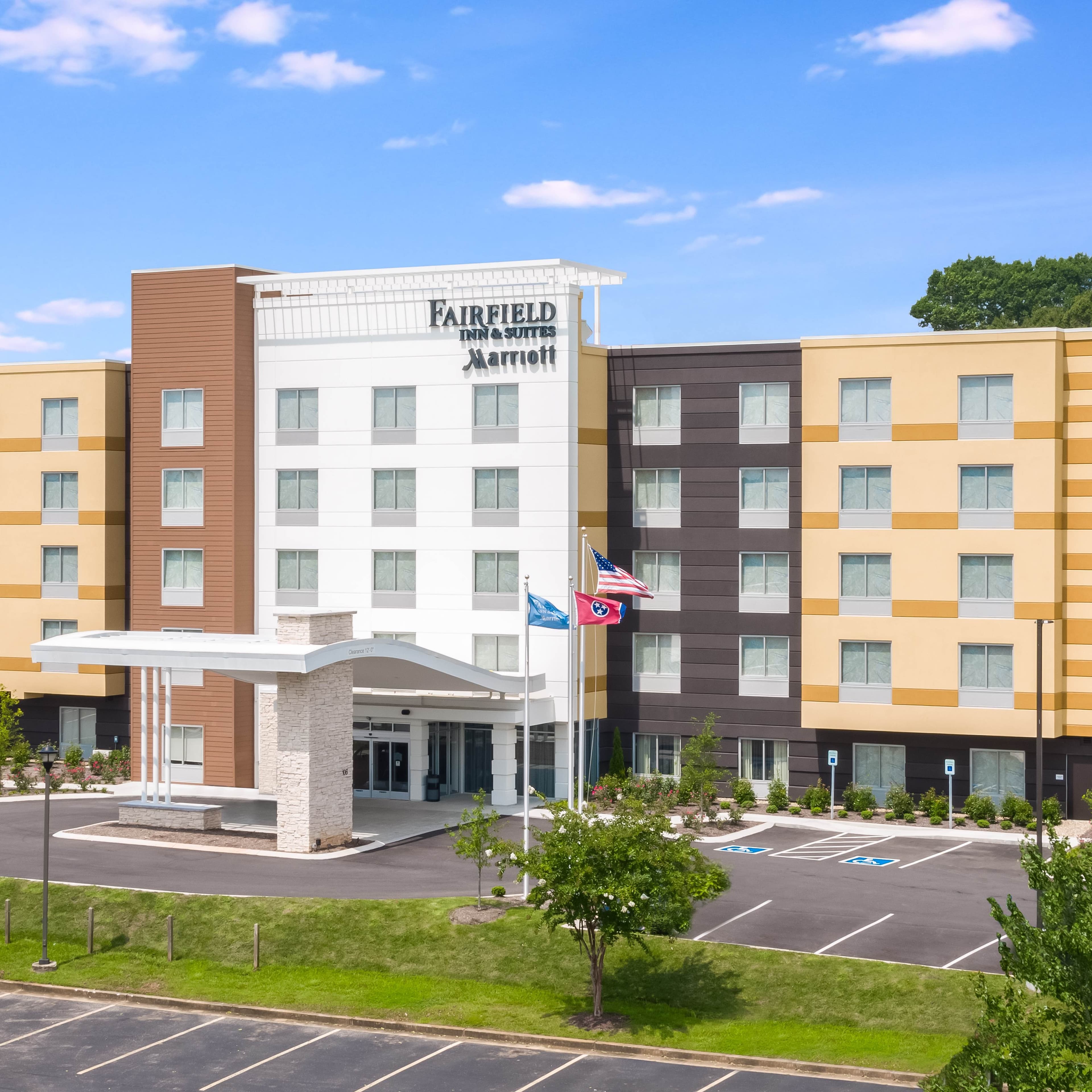 Fairfield Inn & Suites Athens - Image 1