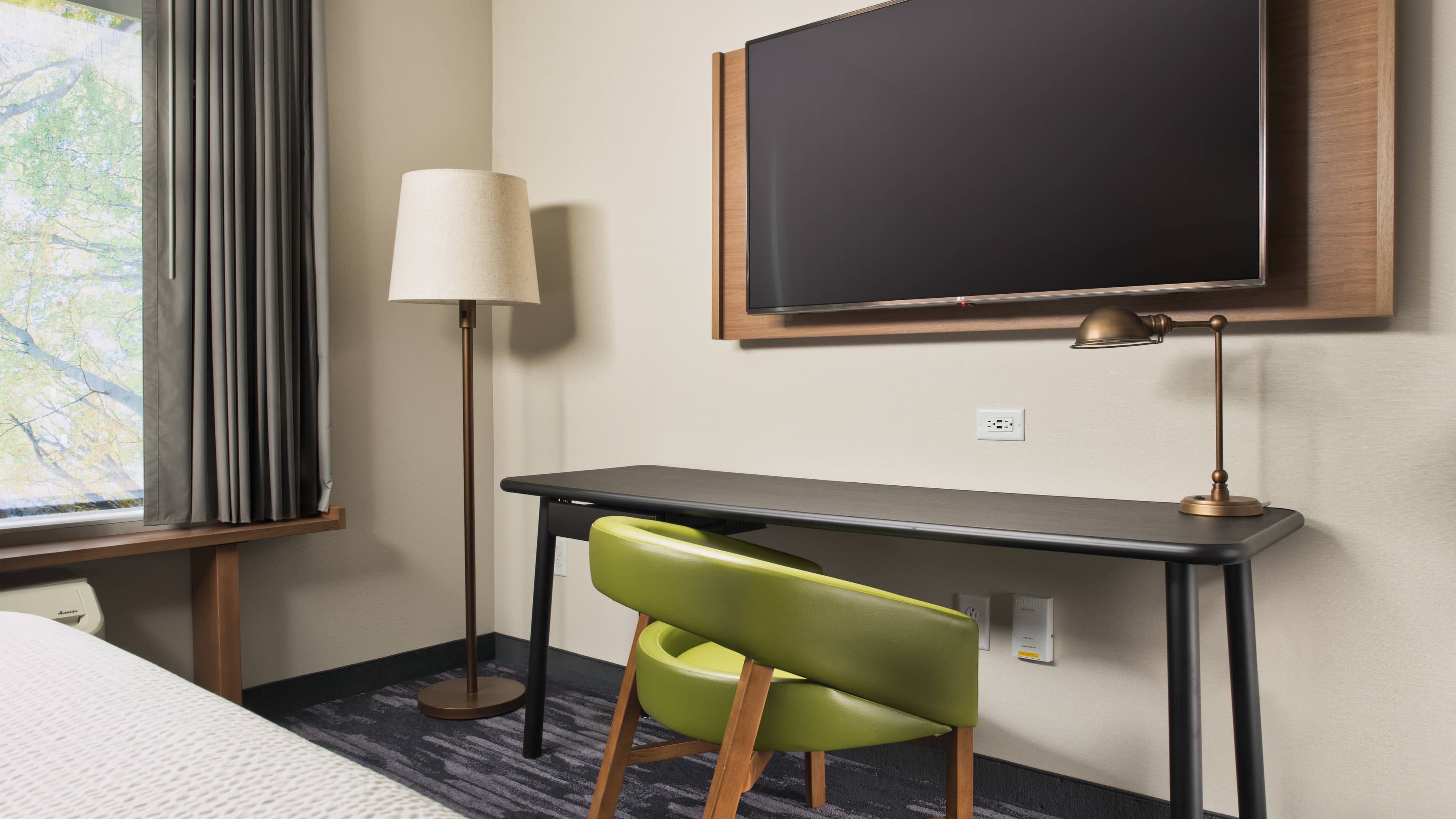 Fairfield Inn & Suites Athens - Image 3