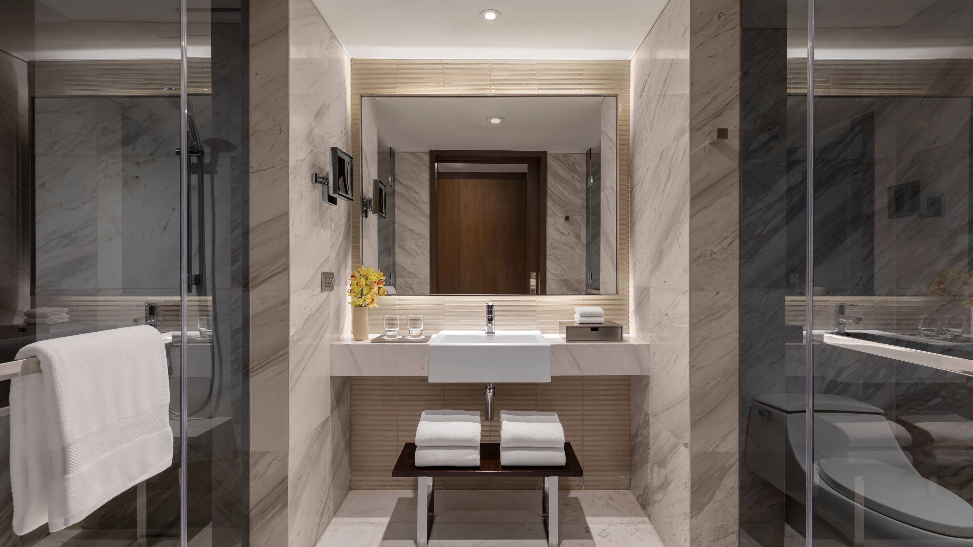 Manila Marriott Hotel at Newport World Resorts — 6