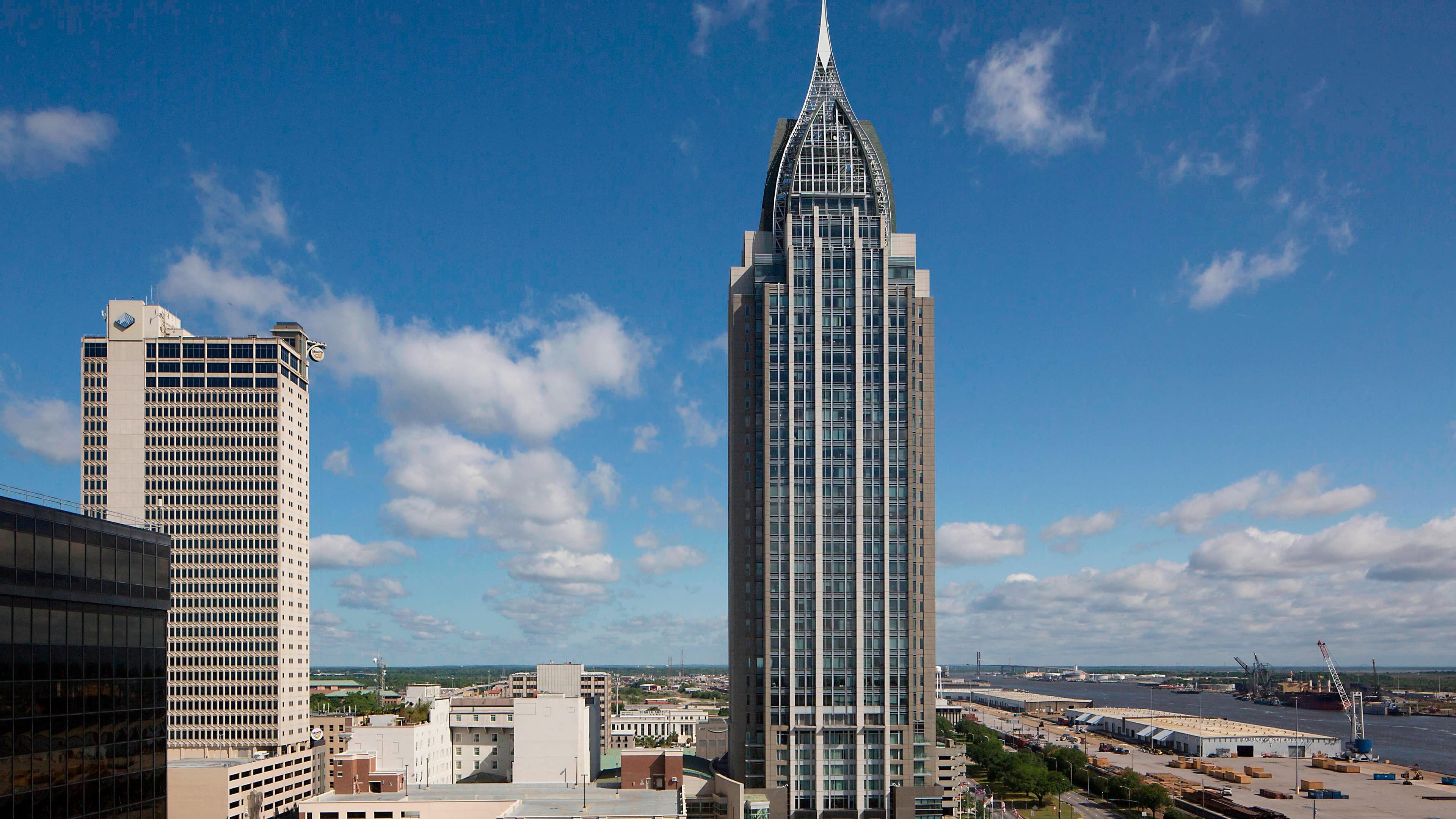 Deluxe Guest room - Image 6