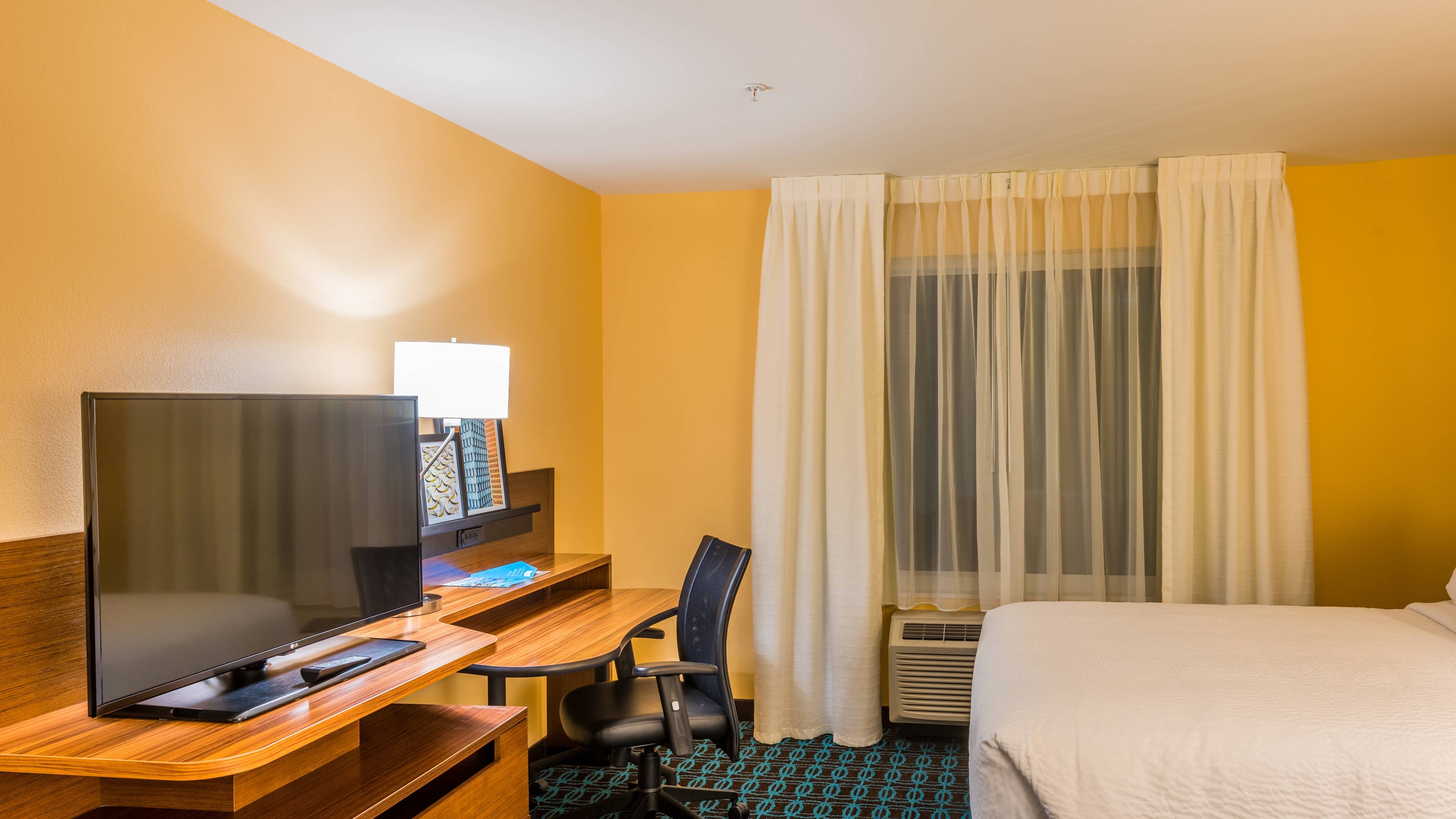 Holiday Inn Express & Suites Mobile/Saraland — 27