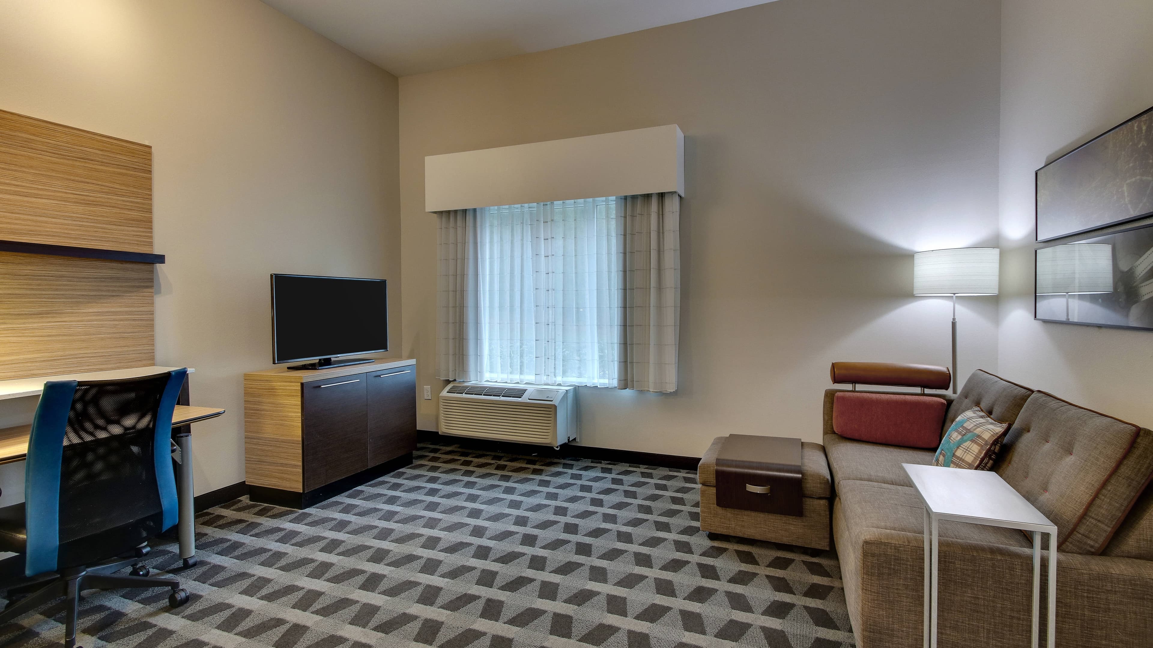 TownePlace Suites Mobile Saraland - Image 2