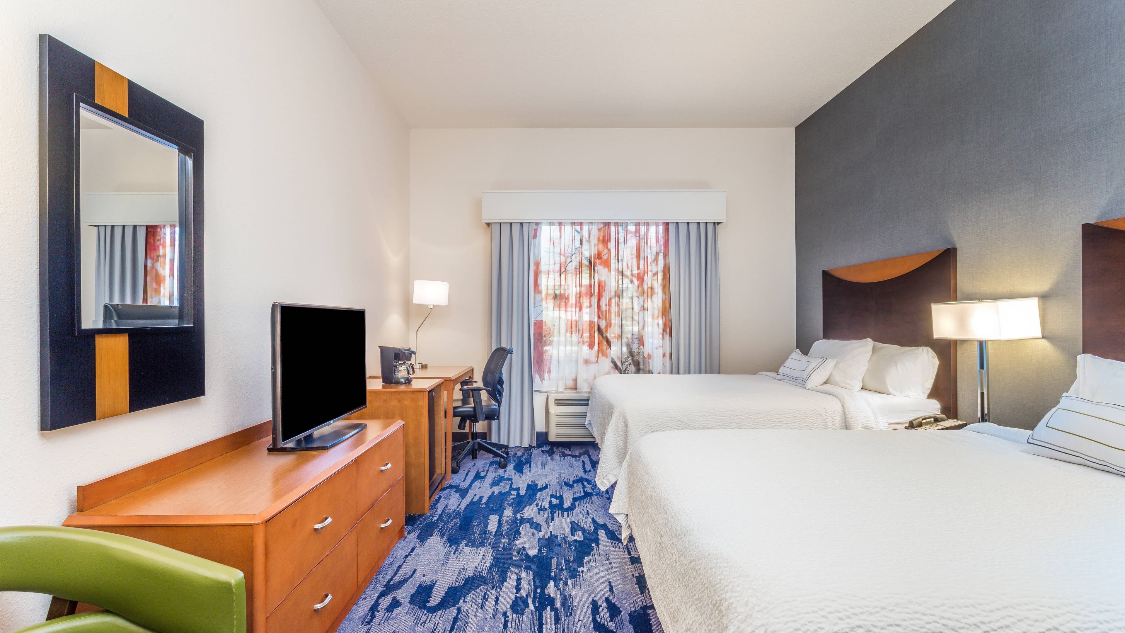 Fairfield Inn & Suites Madison East - Image 5