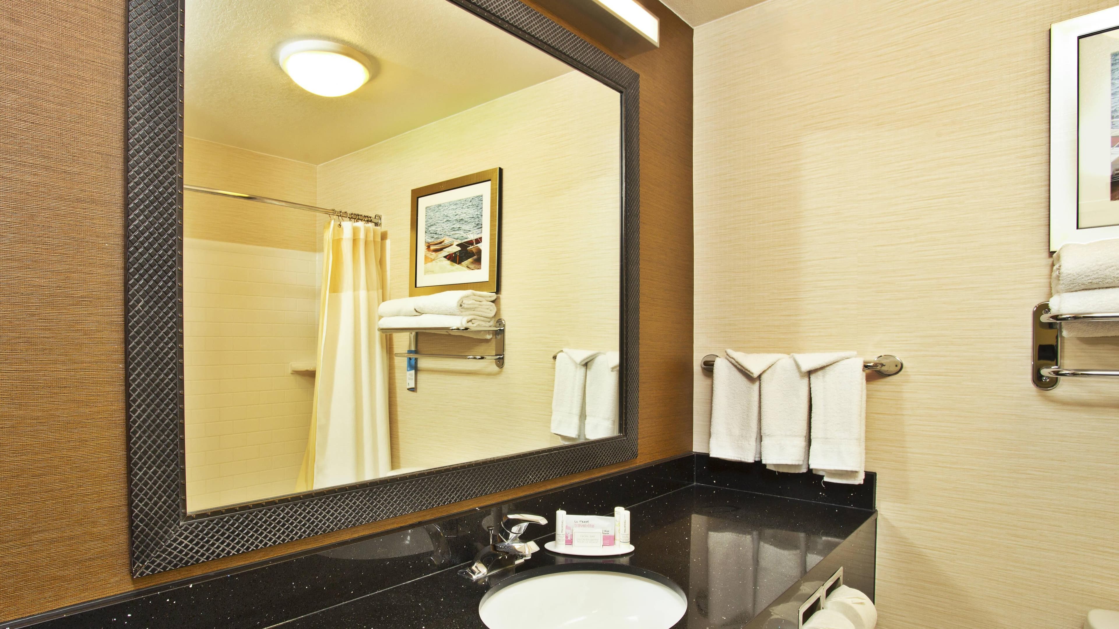 Fairfield Inn & Suites Madison West/Middleton - Image 4