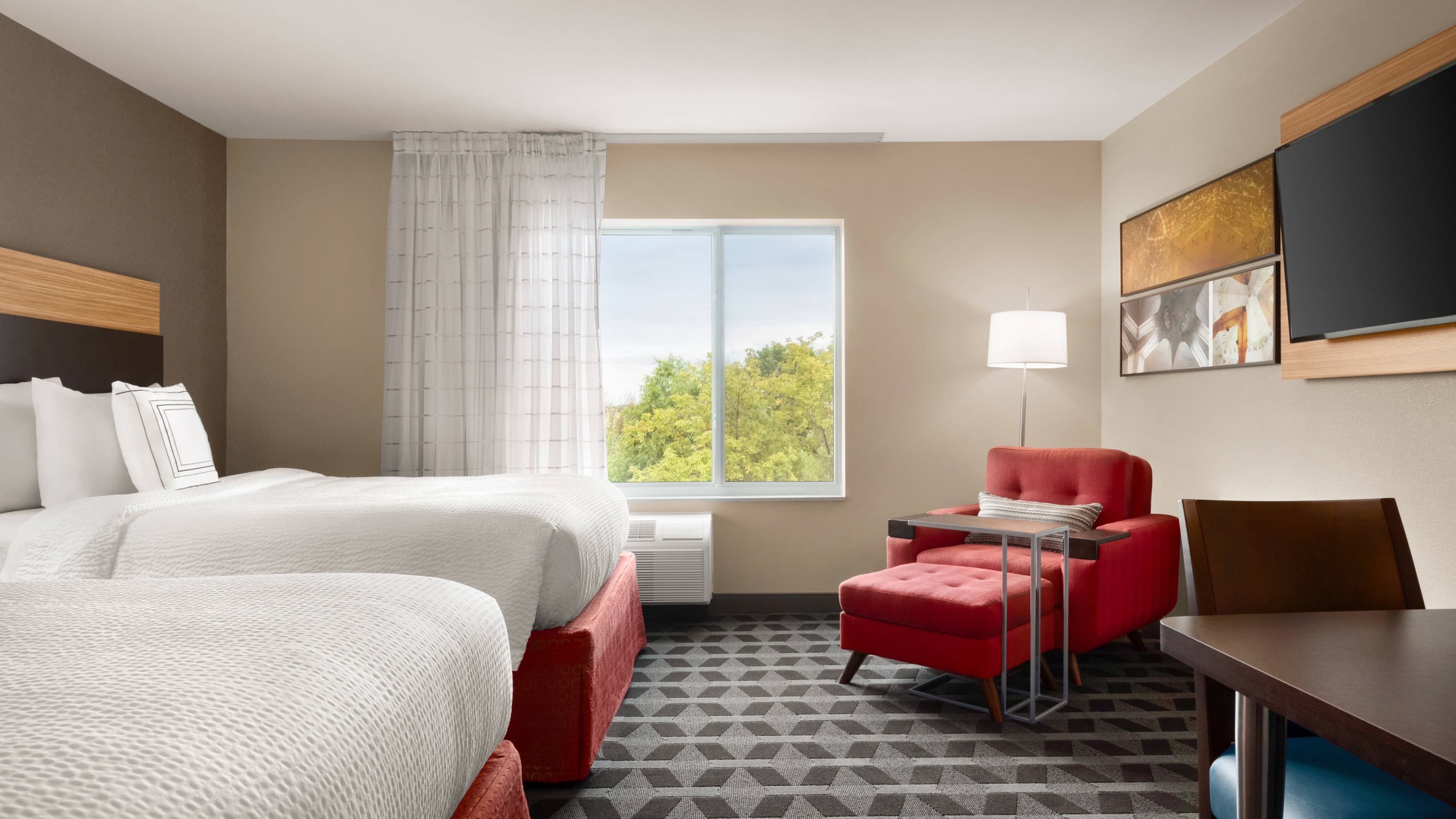 TownePlace Suites Janesville — 9