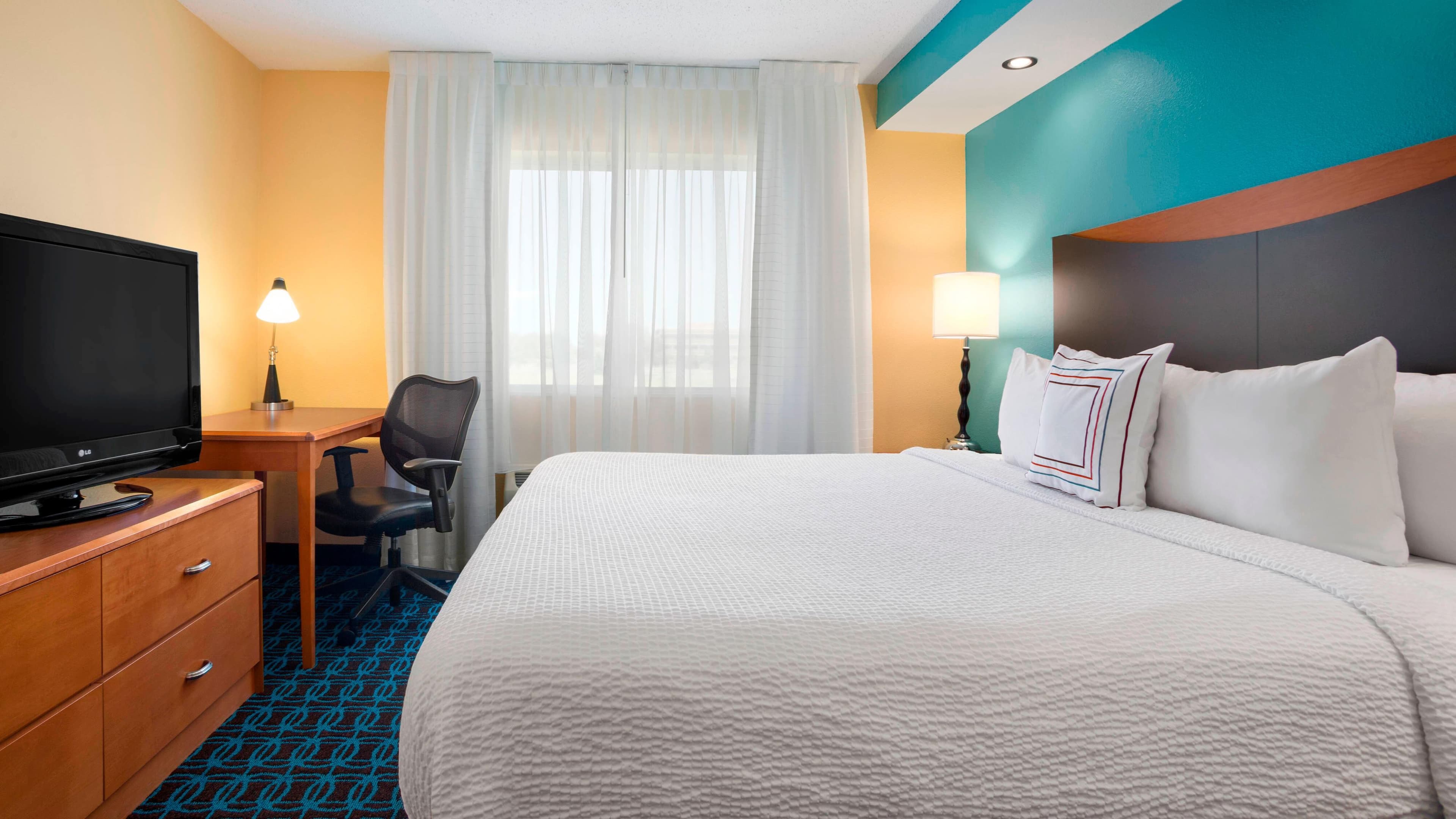 Fairfield Inn & Suites Minneapolis-St. Paul Airport - Image 2