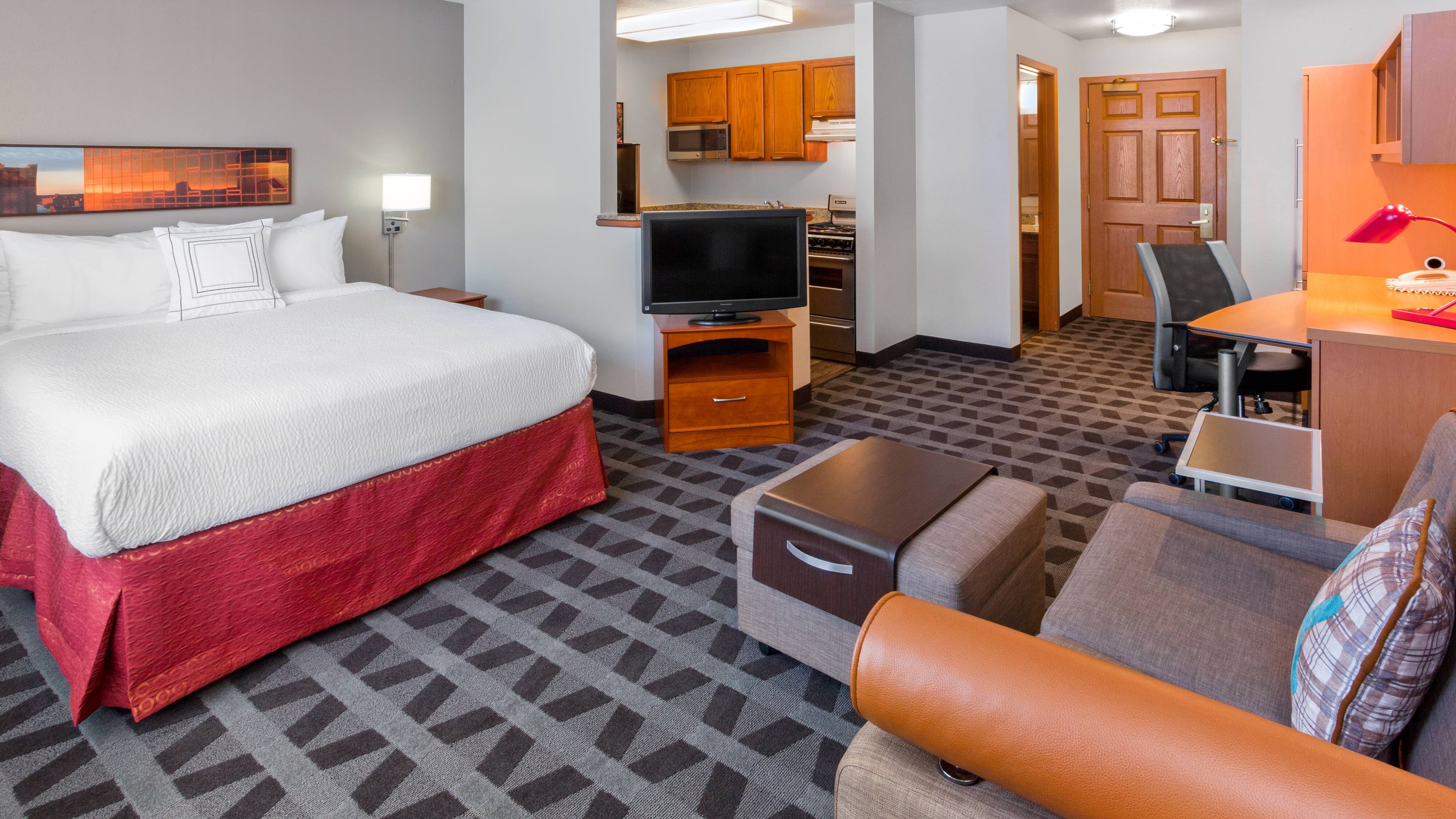 TownePlace Suites Minneapolis West/St. Louis Park - Image 2