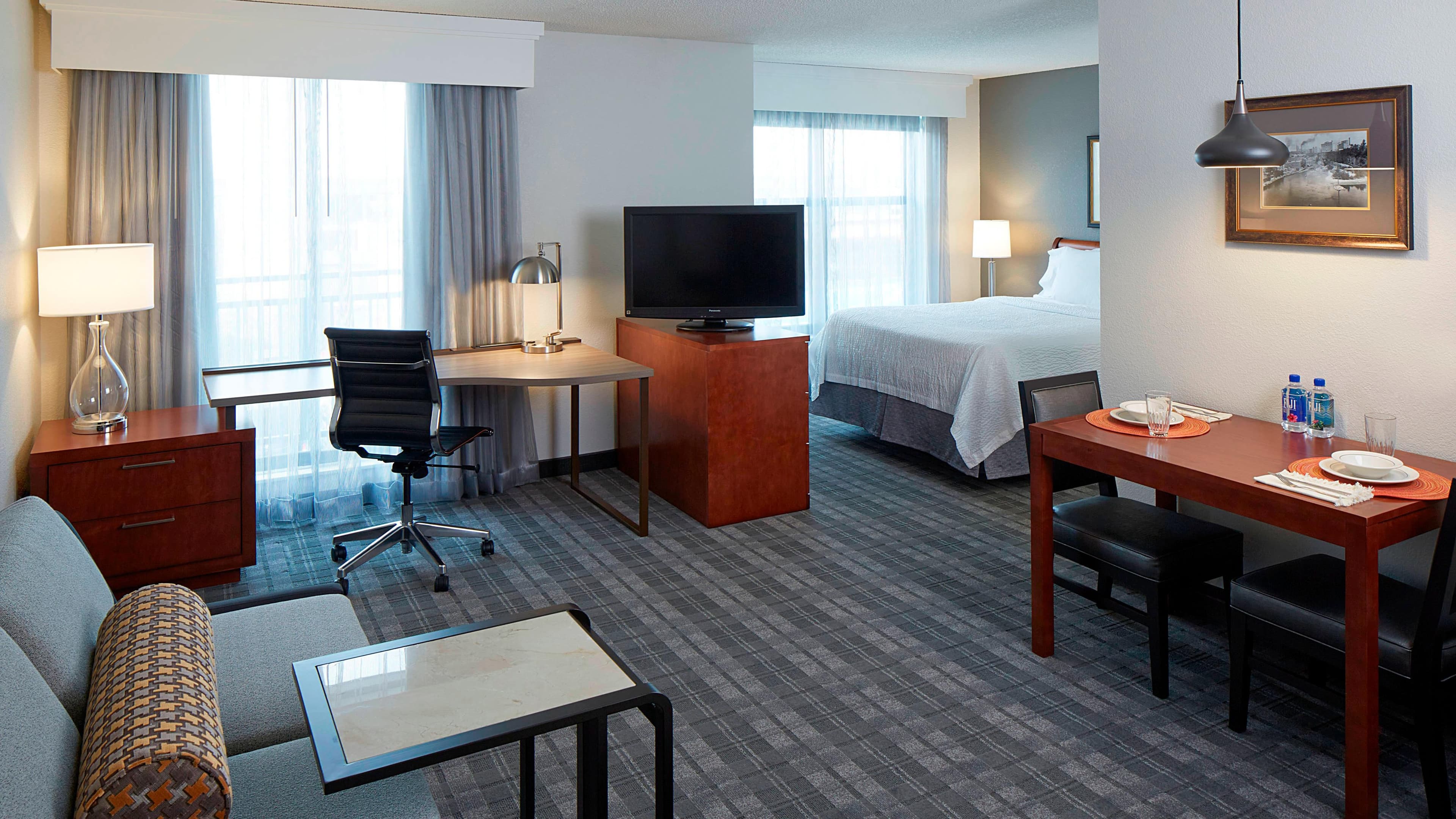 Residence Inn Minneapolis Downtown at The Depot — 7