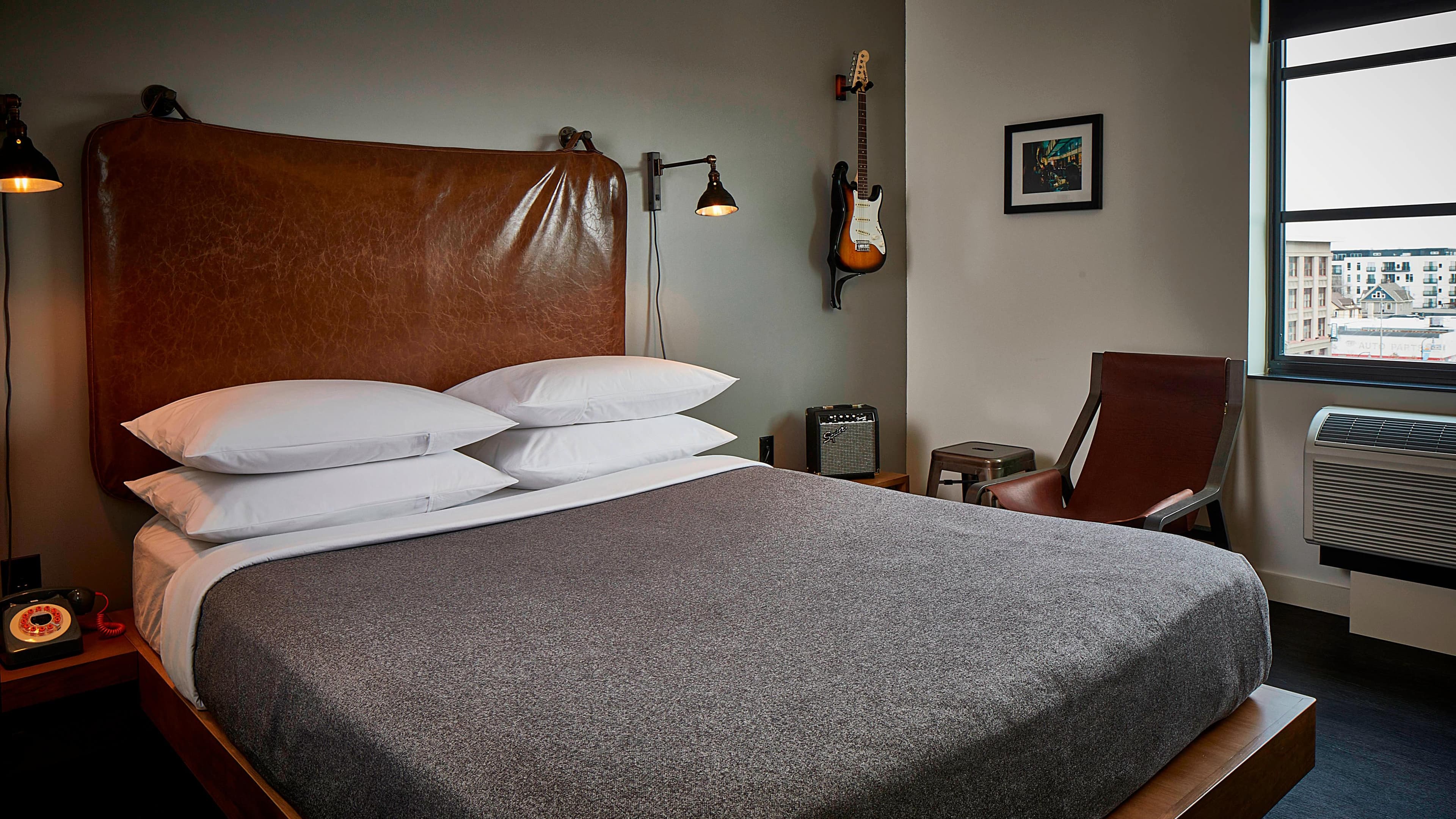 Moxy Minneapolis Uptown - Image 4