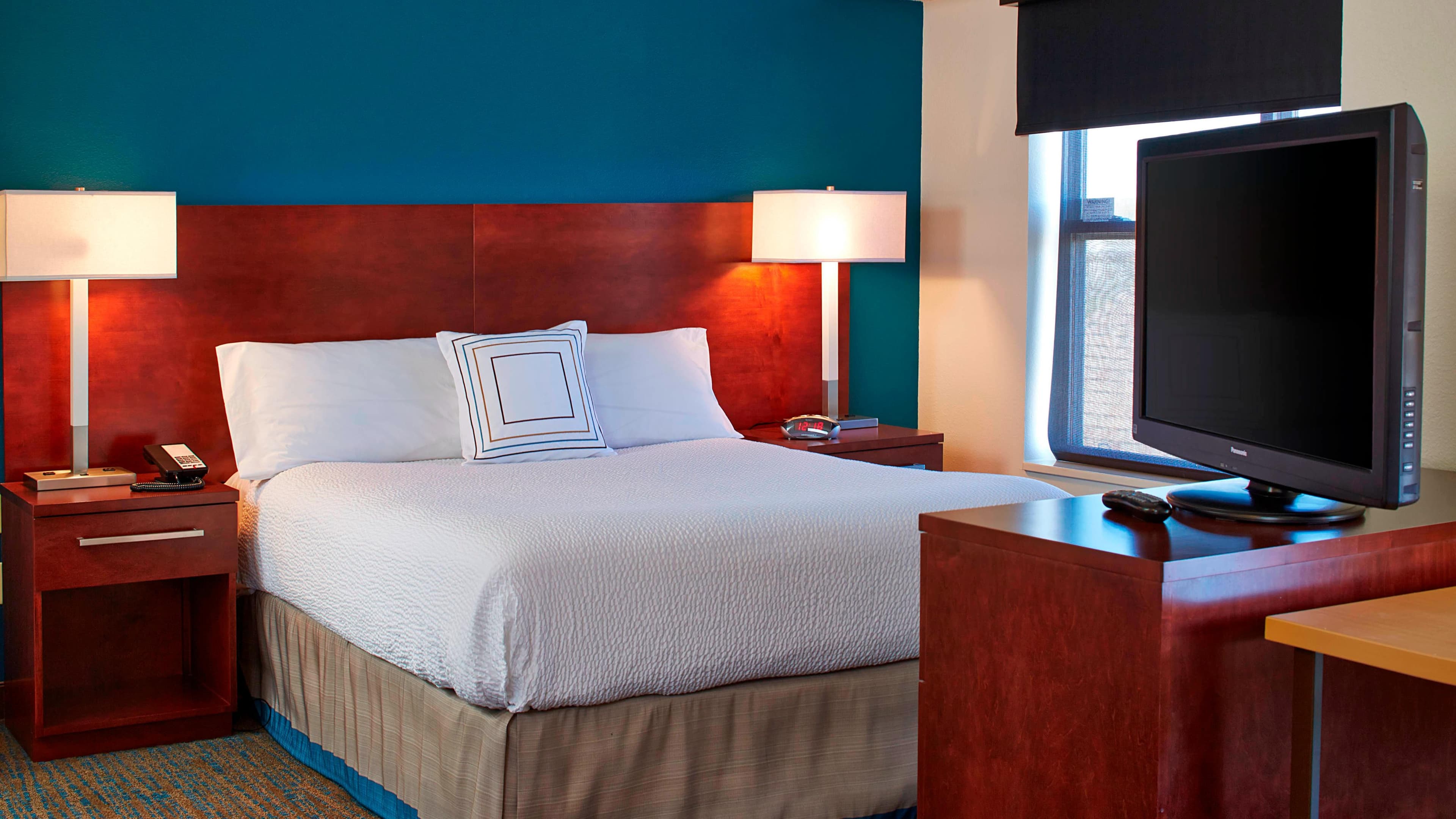 Holiday Inn Express Roseville-St. Paul — 30