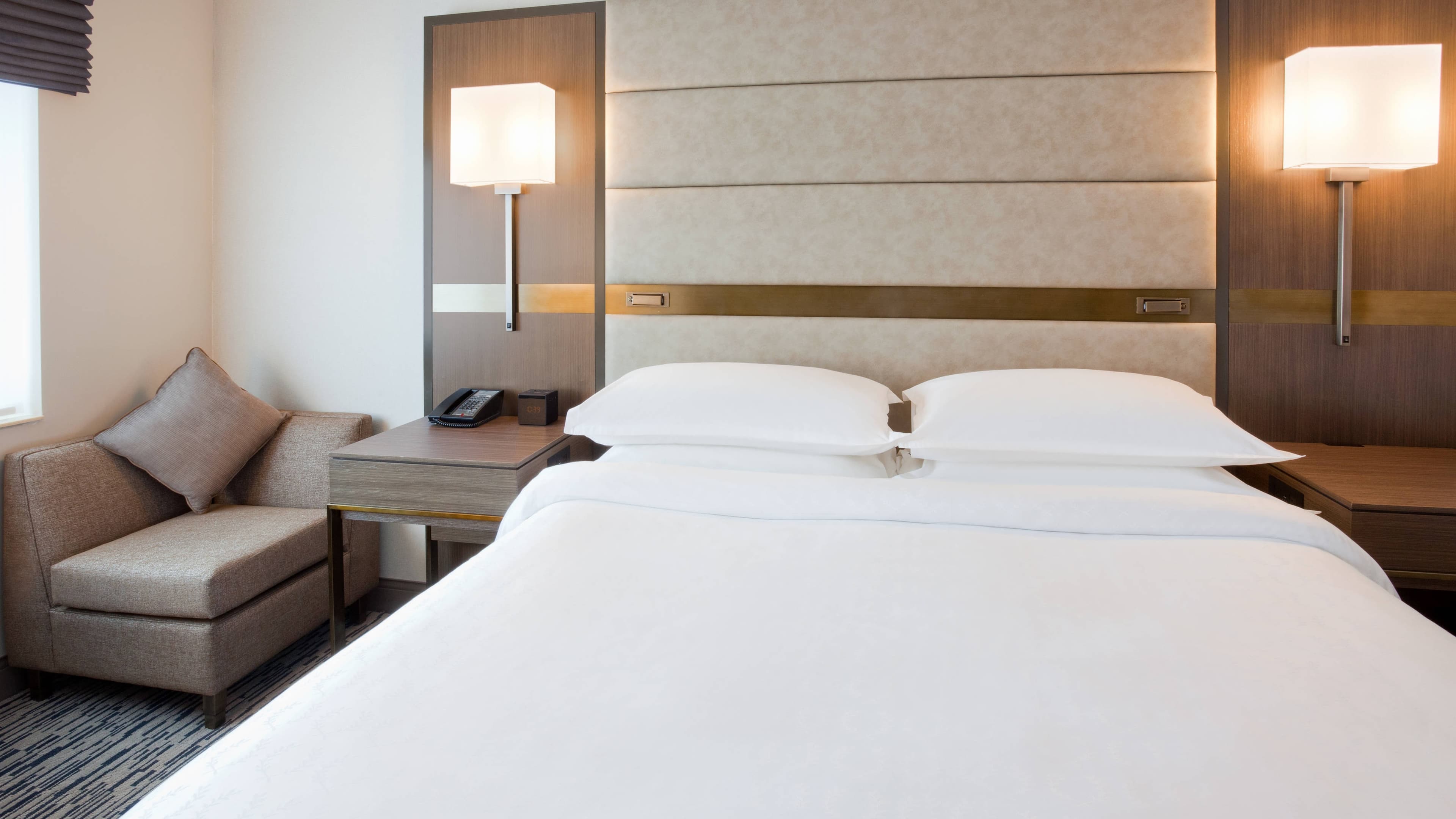 Sheraton St. Paul Woodbury Hotel — 6
