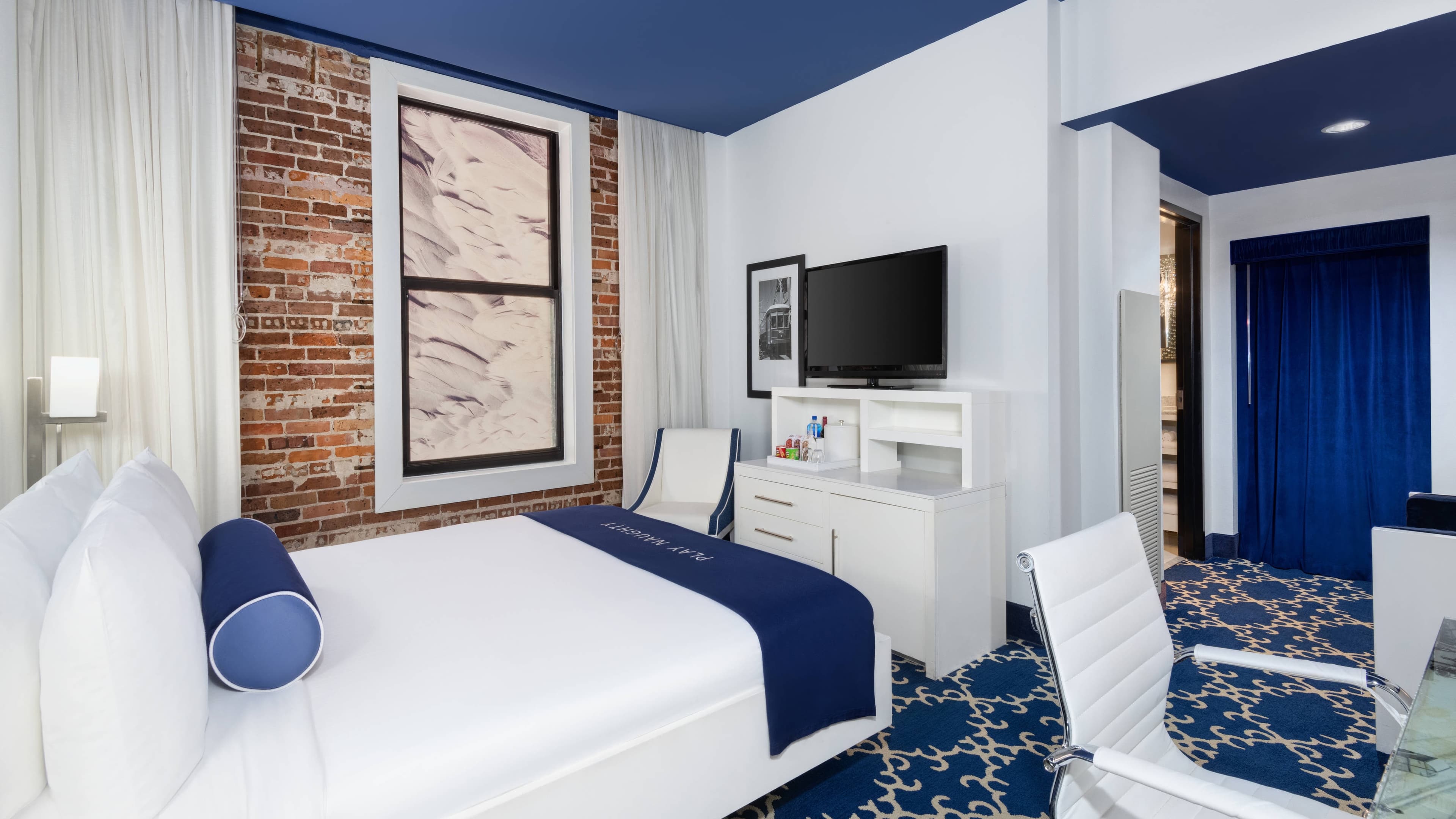 The Saint Hotel, New Orleans, French Quarter, Autograph Collection - Image 3