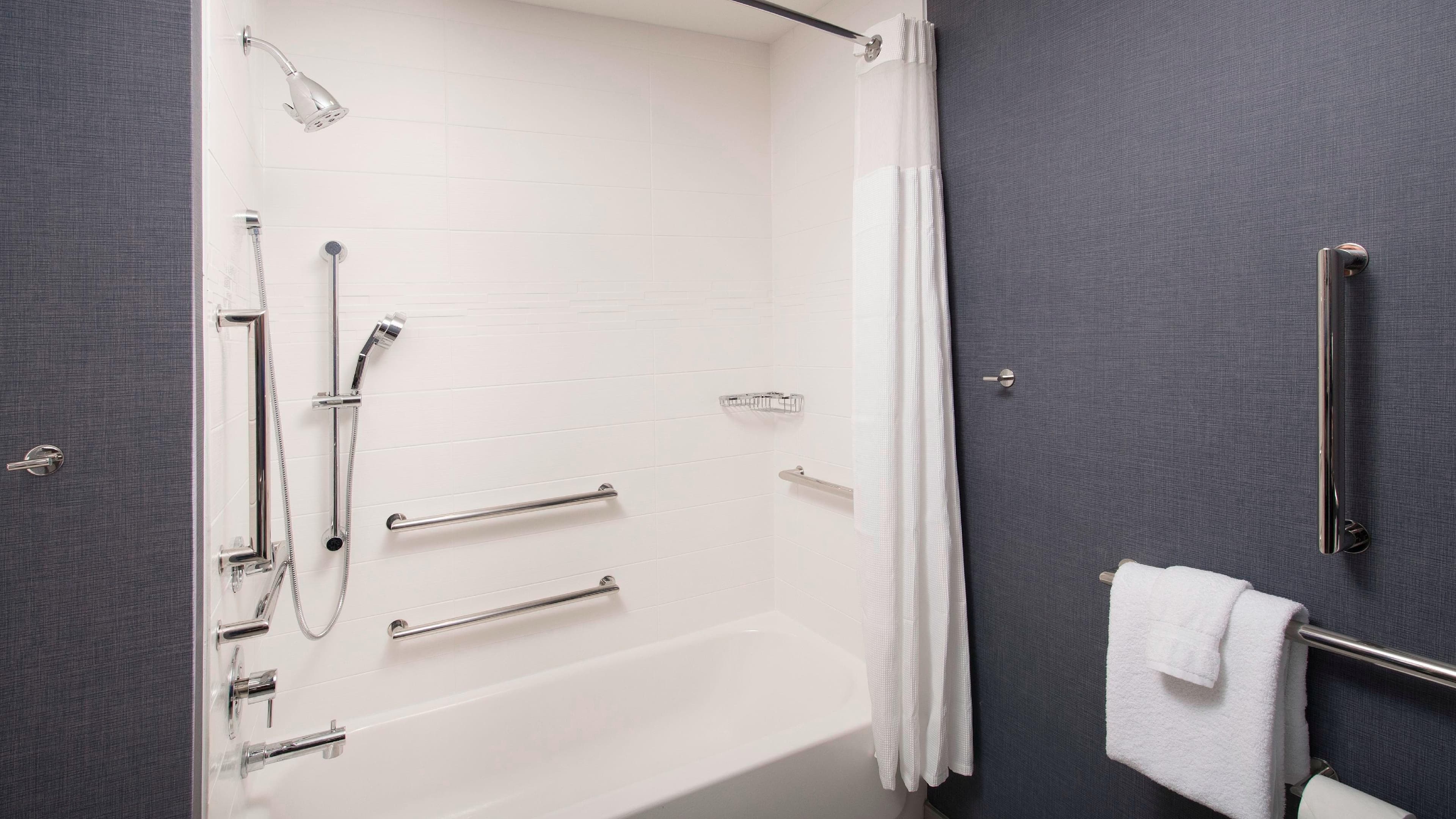 1 Bedroom Suite - Image 5