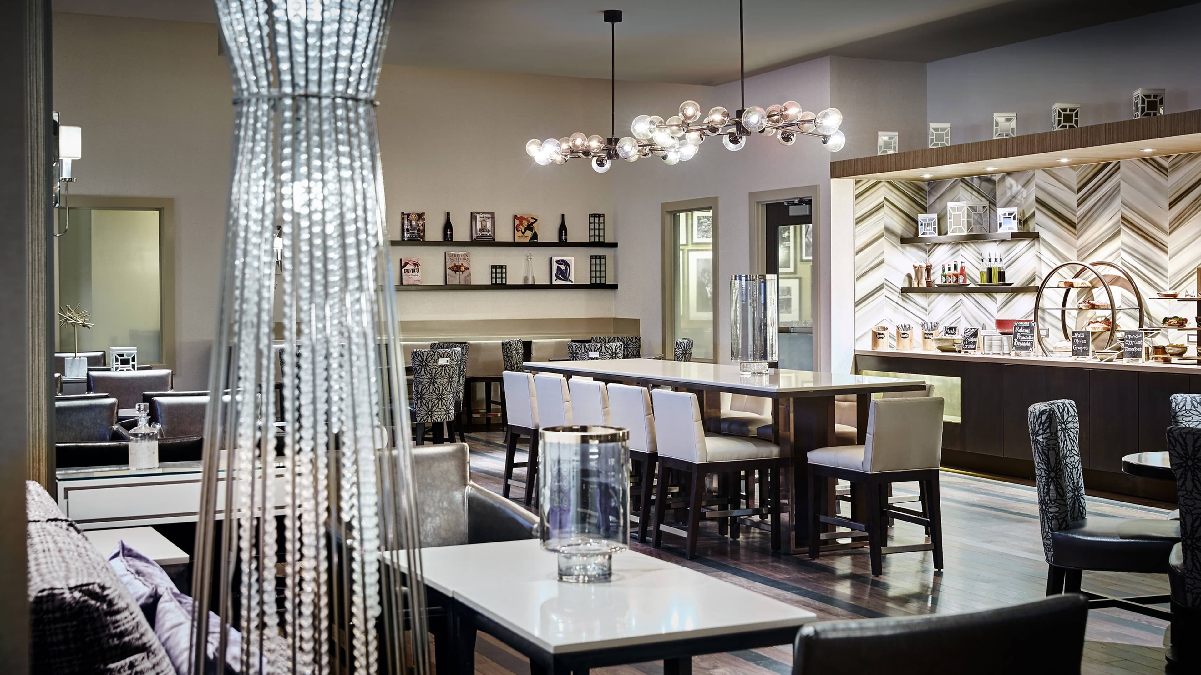 M Club lounge access - Image 18