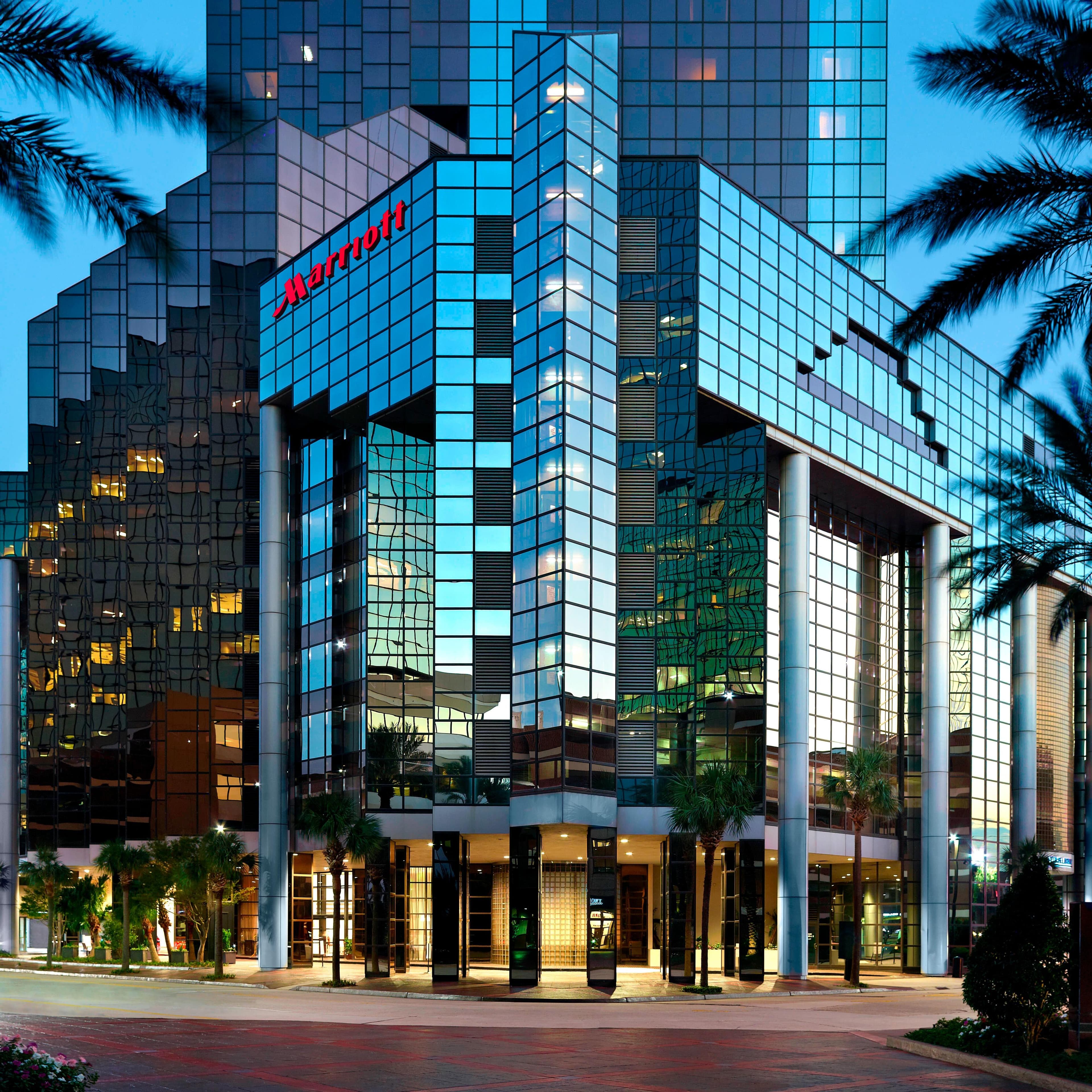 New Orleans Marriott Metairie at Lakeway - Image 1