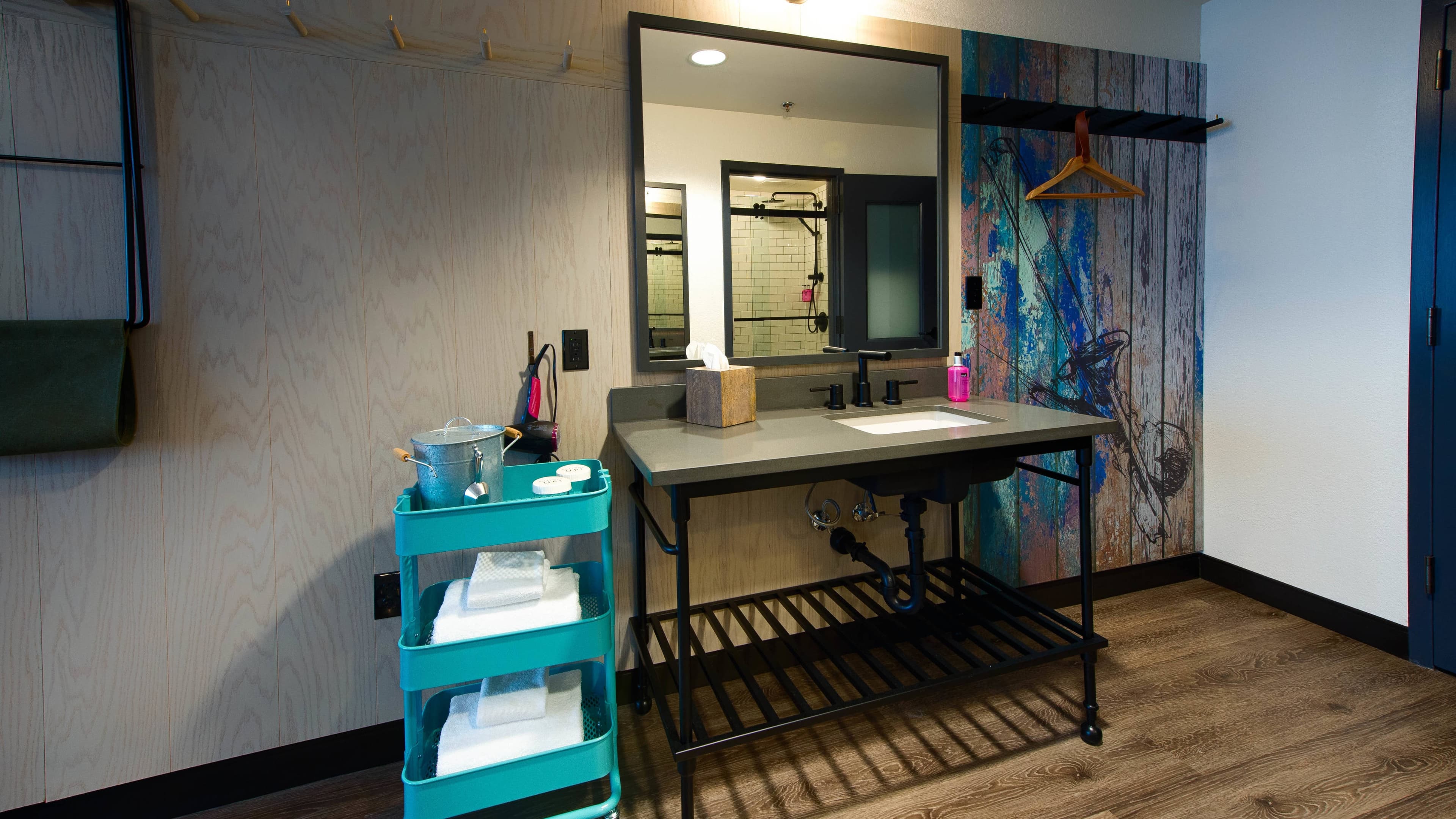 Holiday Inn Express & Suites Cut Off - Galliano — 35