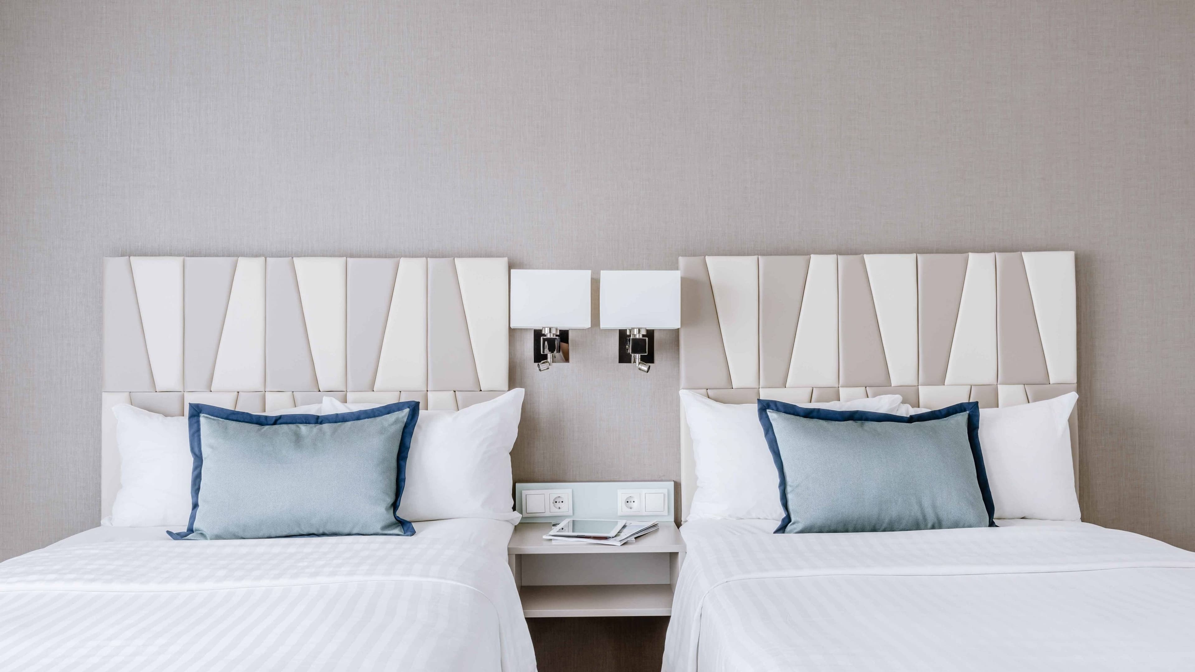 Deluxe Room - Image 2