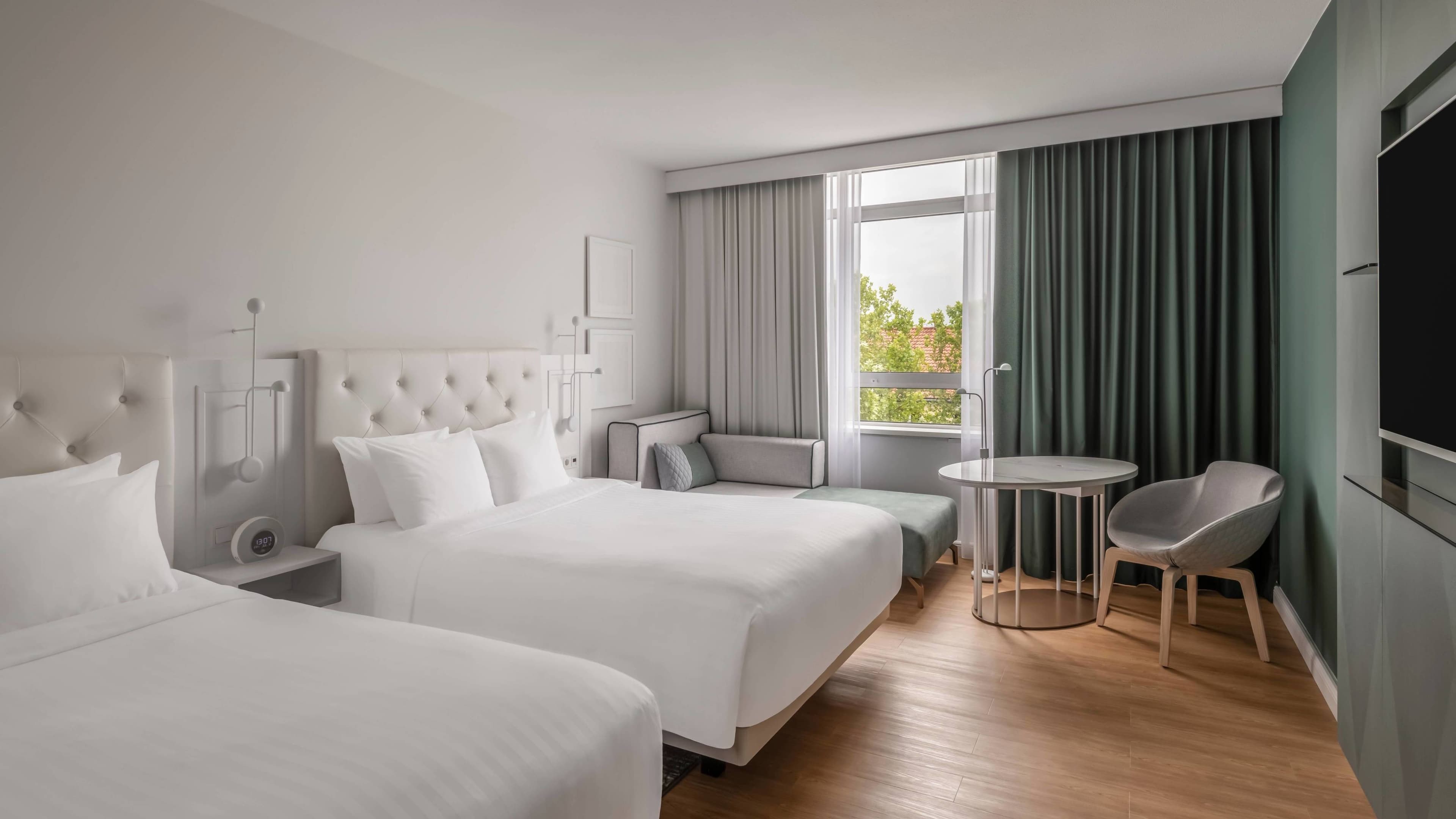 Munich Marriott Hotel — 11