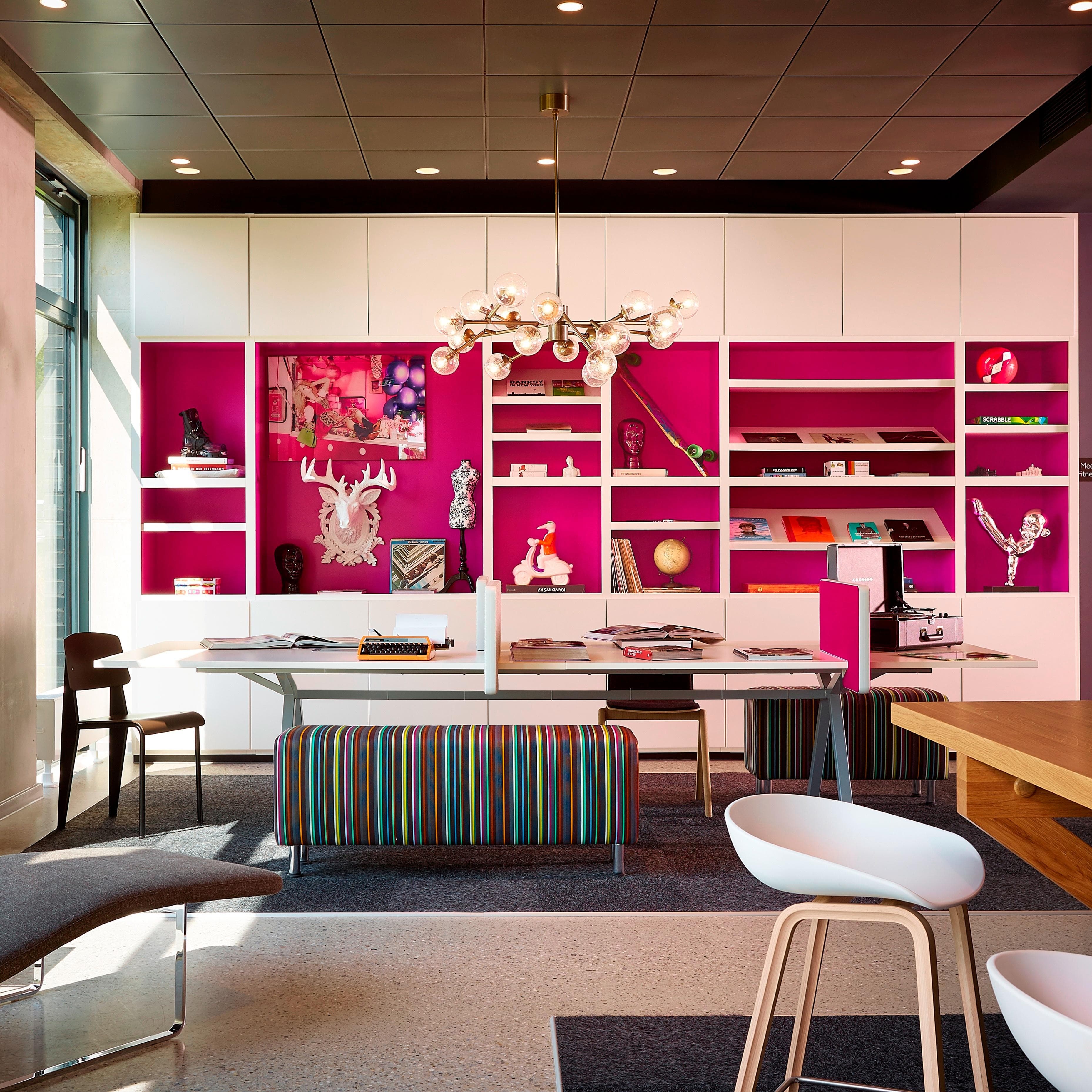 Moxy Munich Airport - Image 1