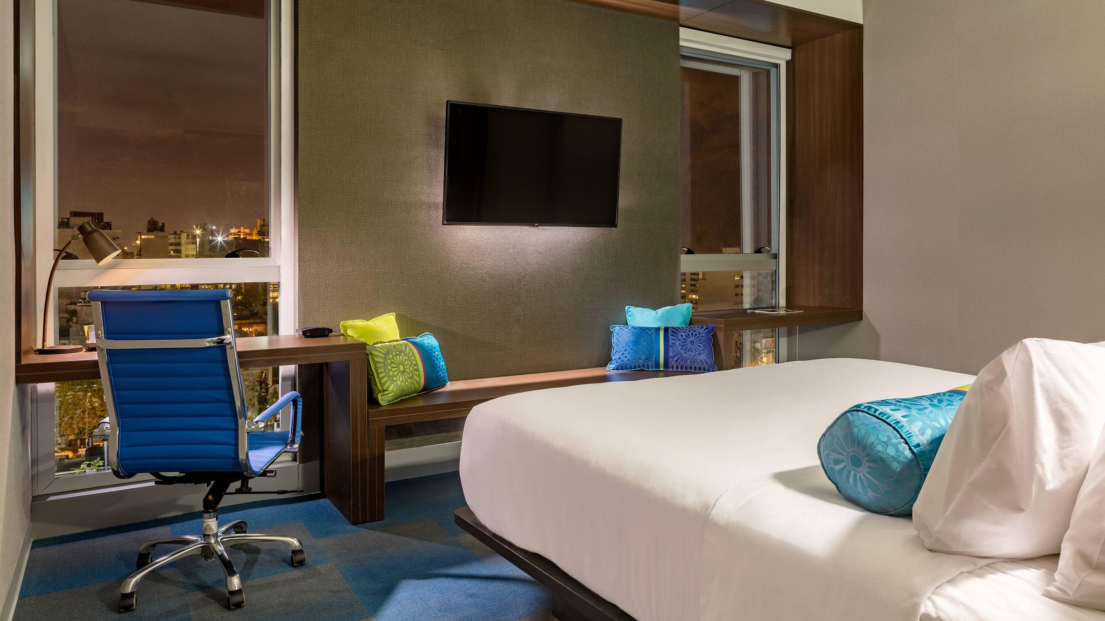Aloft Montevideo Hotel - Image 2