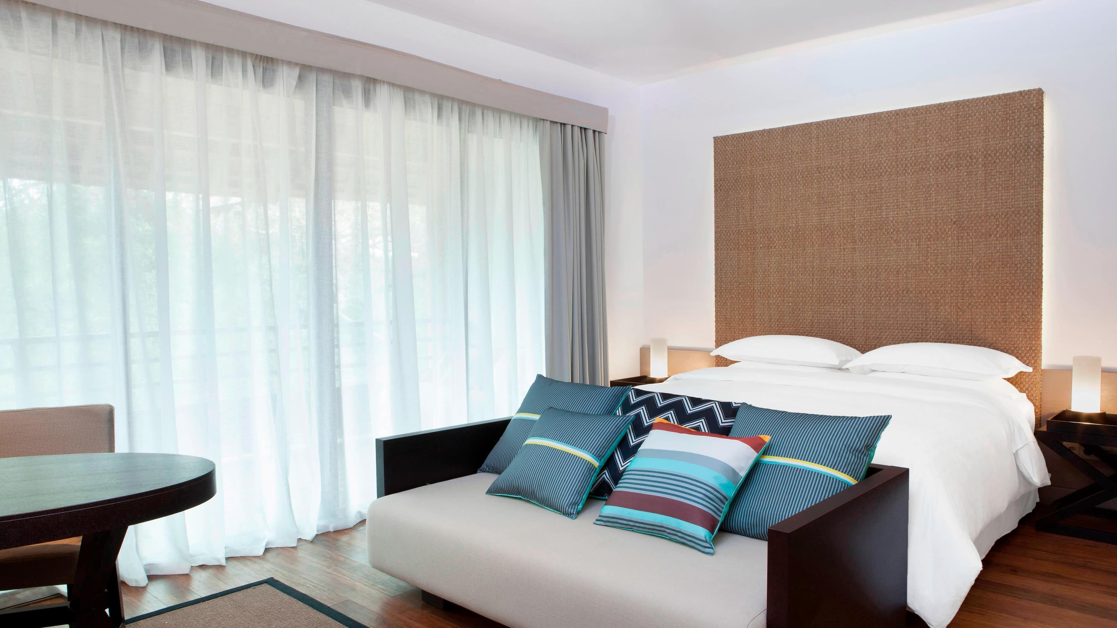 Sheraton New Caledonia Deva Spa & Golf Resort - Image 2