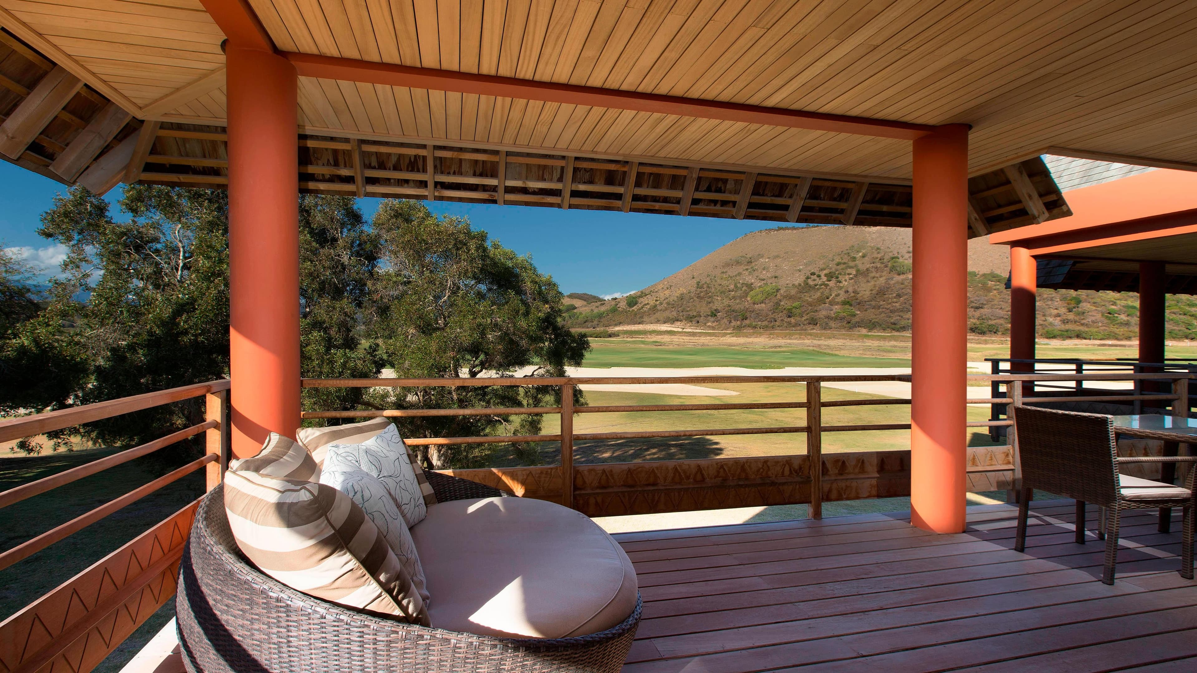 Sheraton New Caledonia Deva Spa & Golf Resort — 36