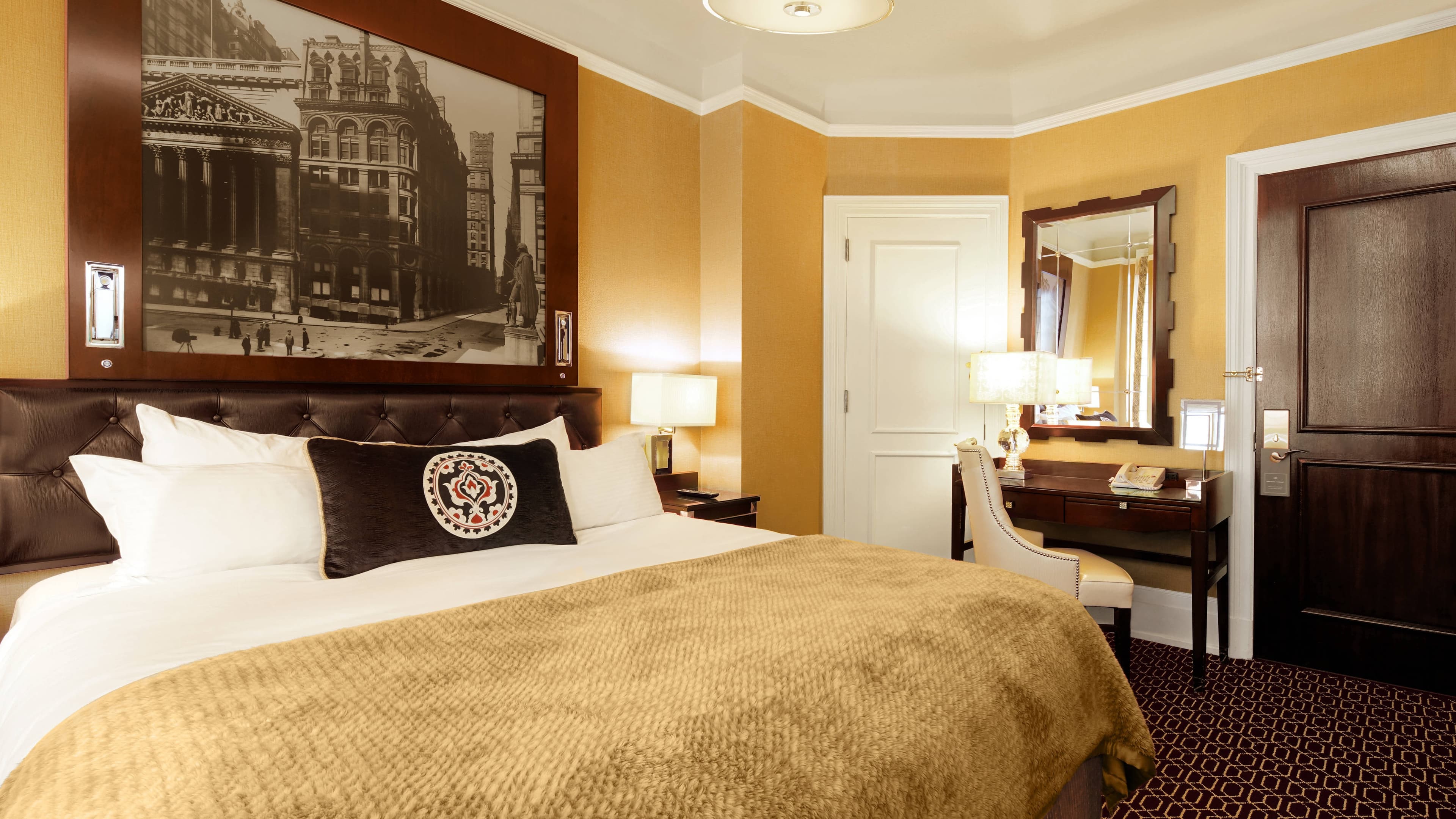 The Algonquin Hotel Times Square, Autograph Collection — 15