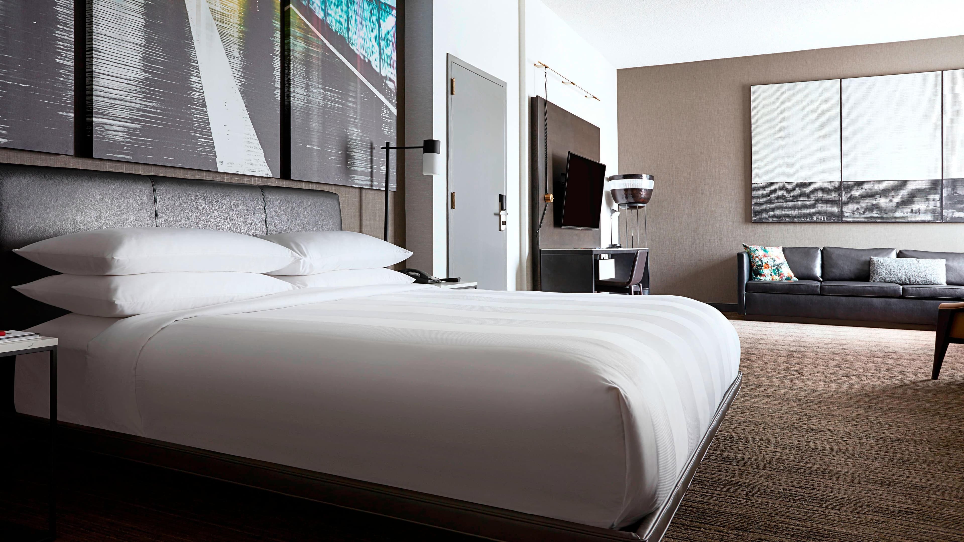 Holiday Inn Express Brooklyn - Kings Hwy — 42