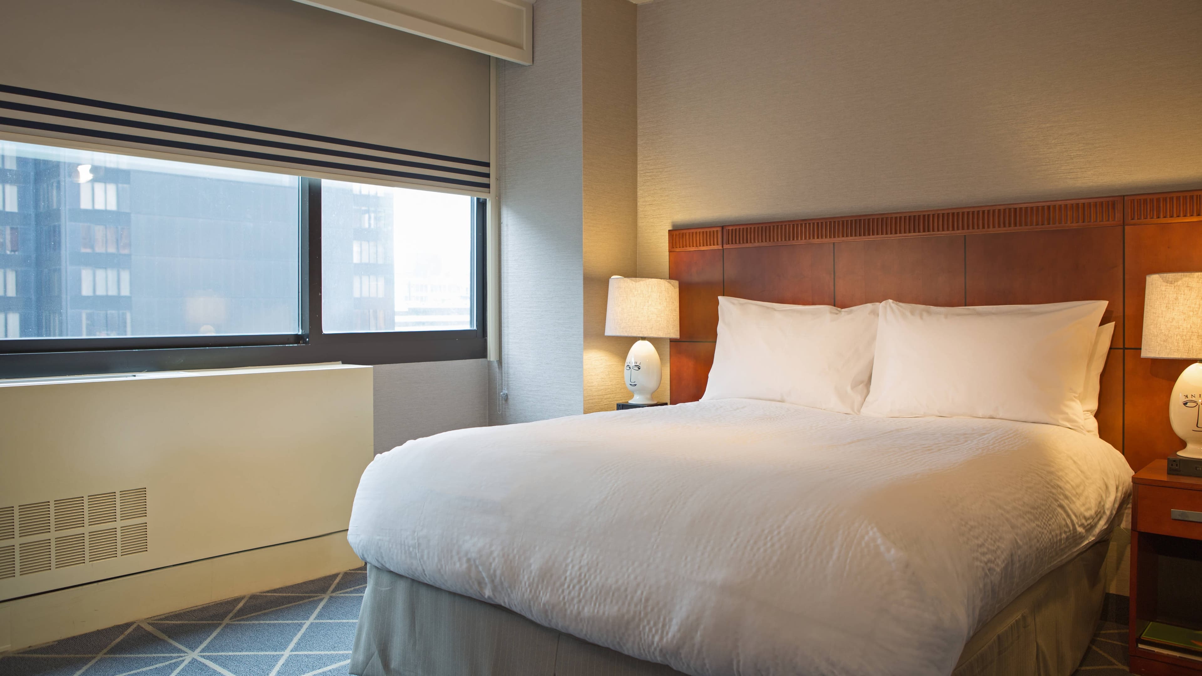 Holiday Inn NYC - Lower East Side — 17