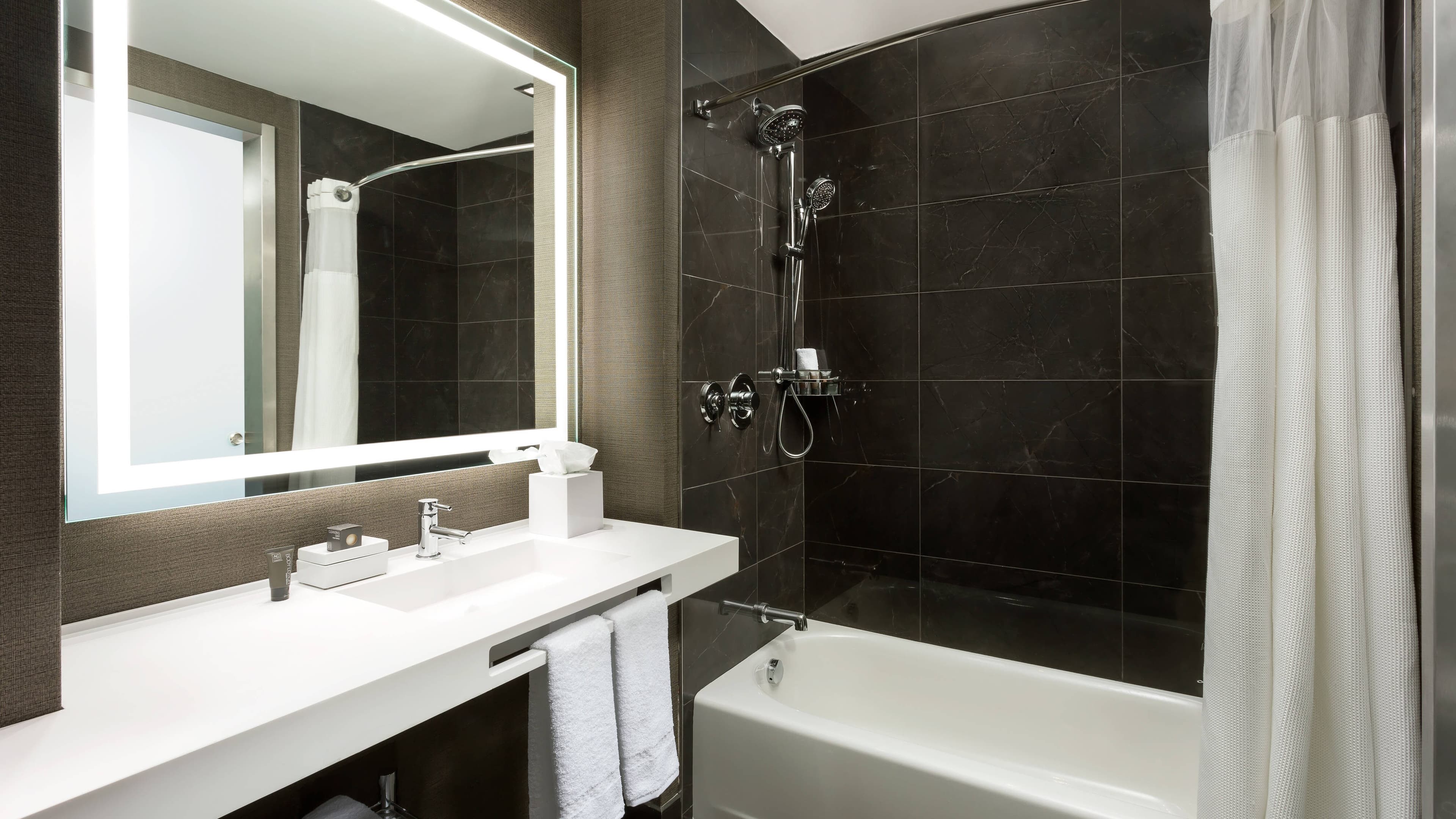 Holiday Inn New York City - Times Square — 9