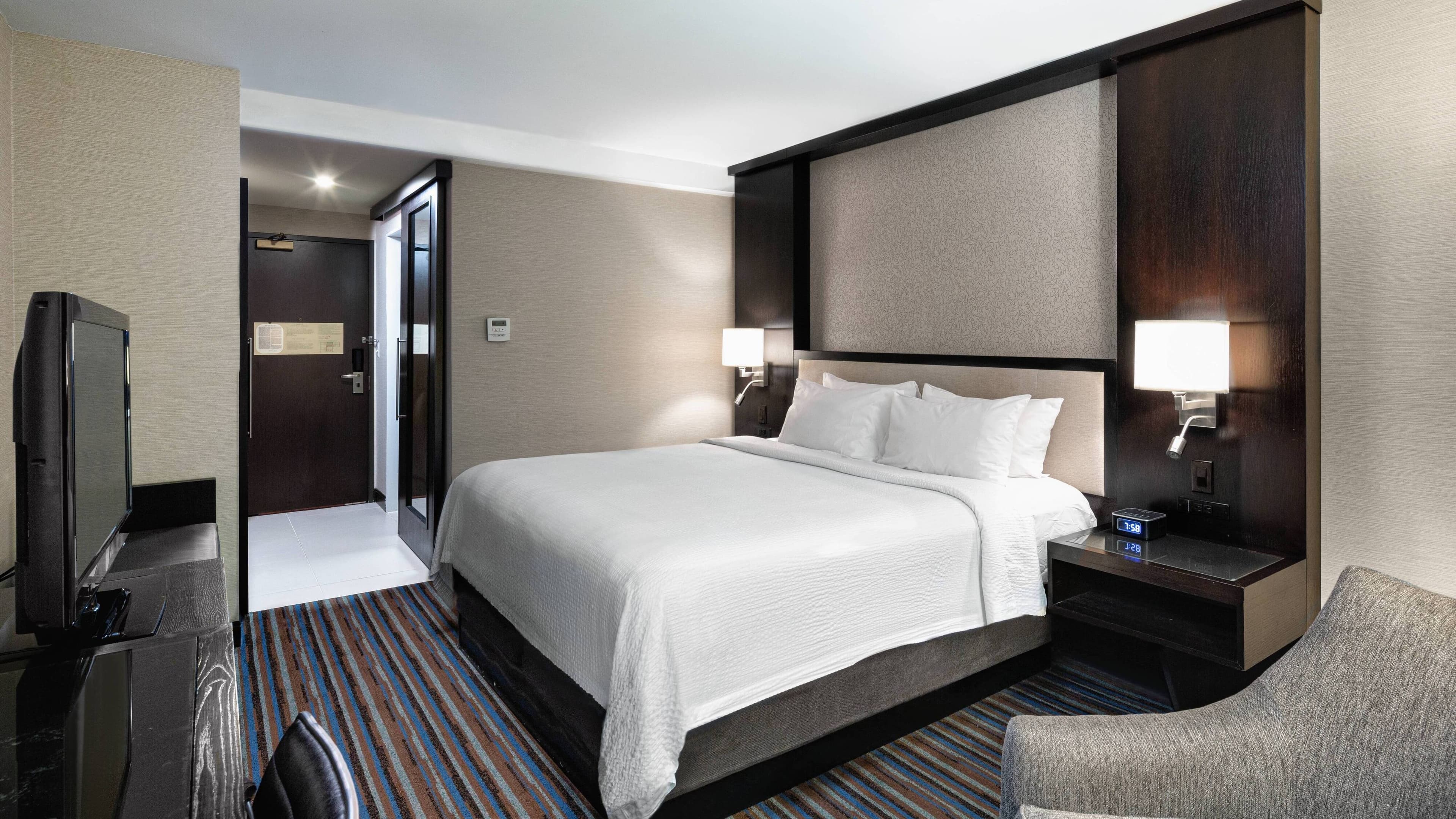 Primary King Room - Image 2