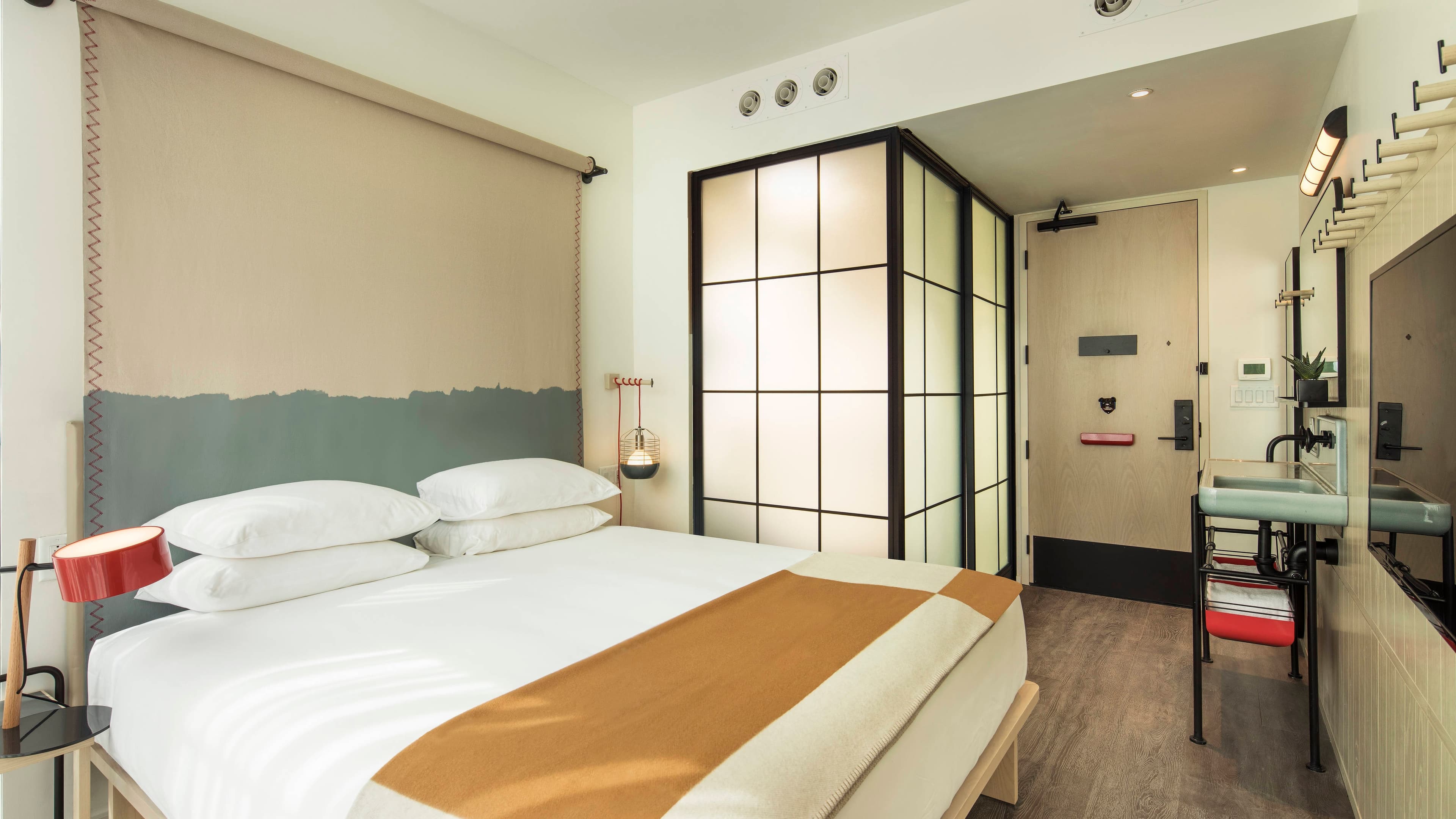 Hotel Indigo Lower East Side New York - Image 4