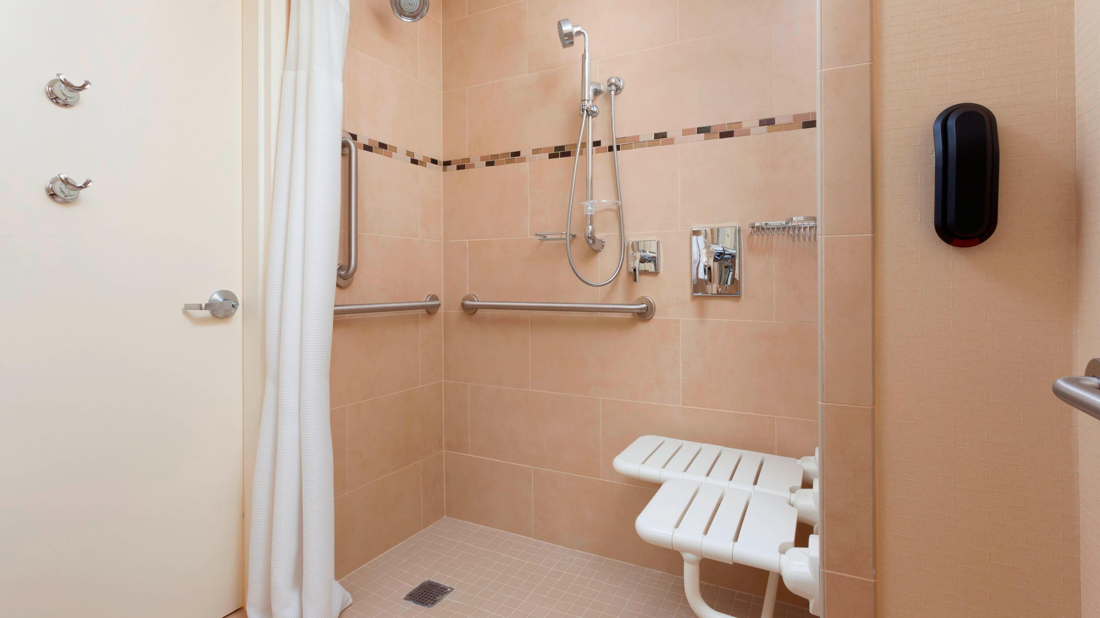 Fairfield Inn & Suites New York Midtown Manhattan/Penn Station — 10