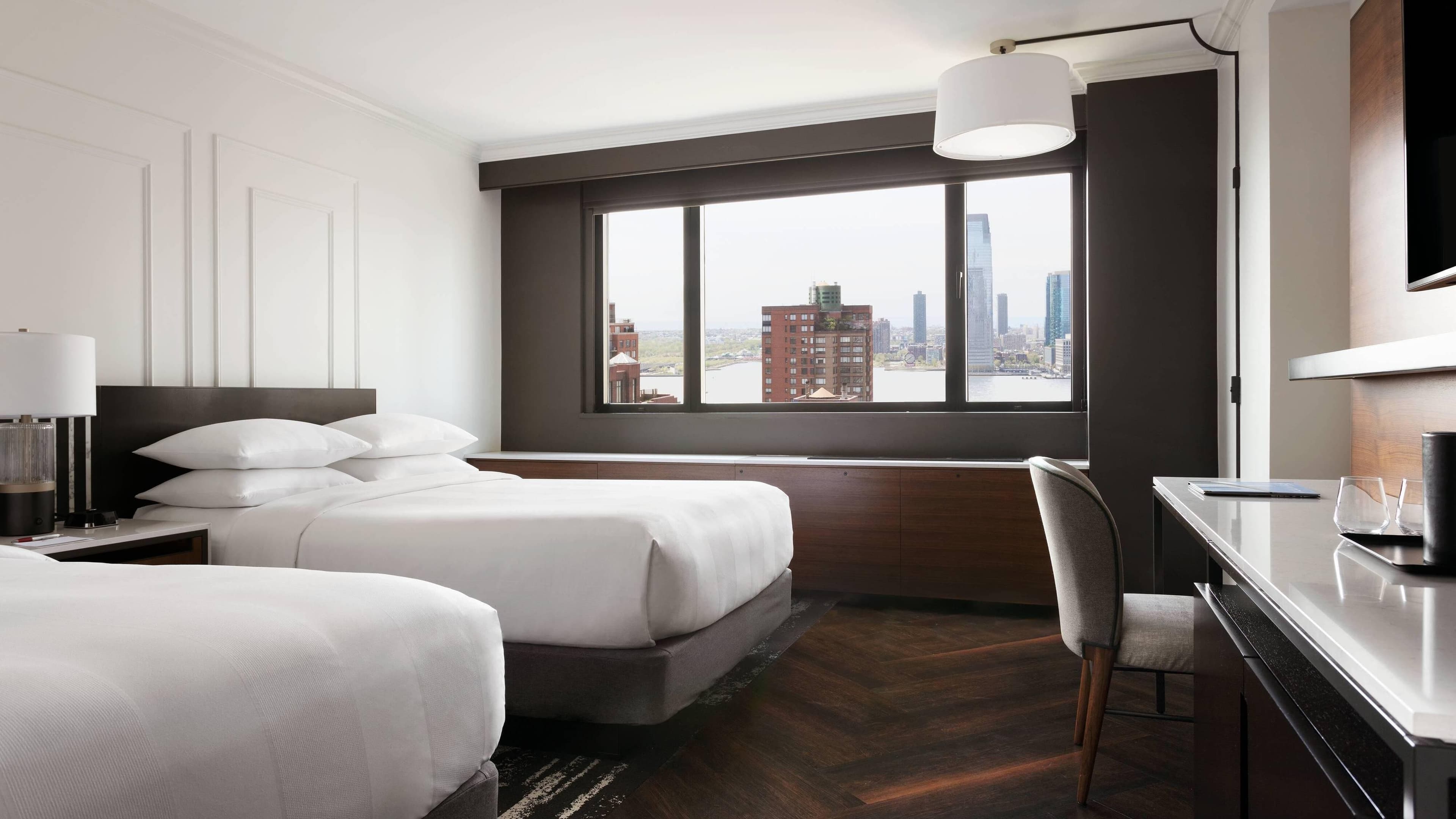 Holiday Inn Express New York City Times Square — 12