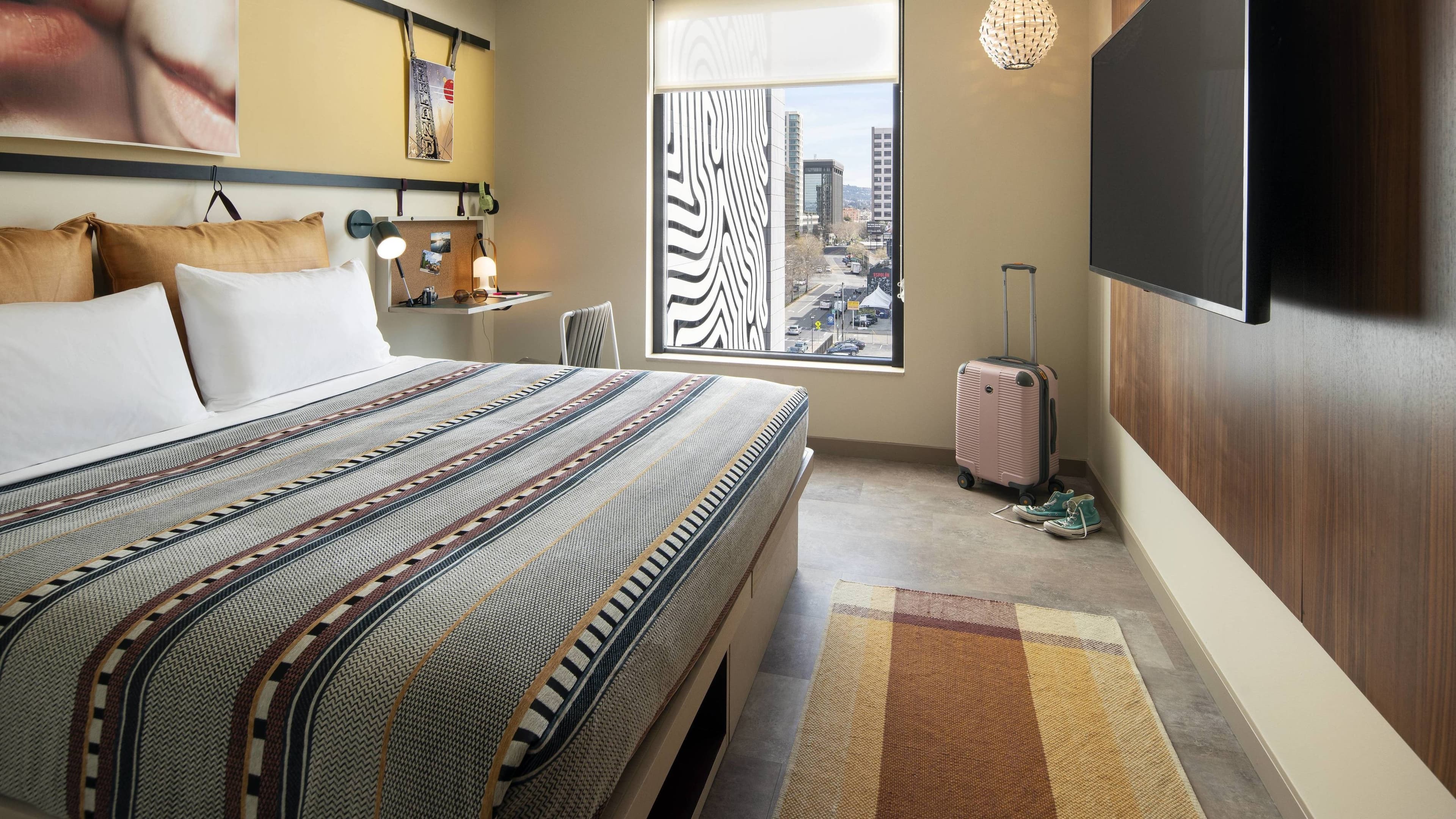 Moxy Oakland Uptown - Image 2