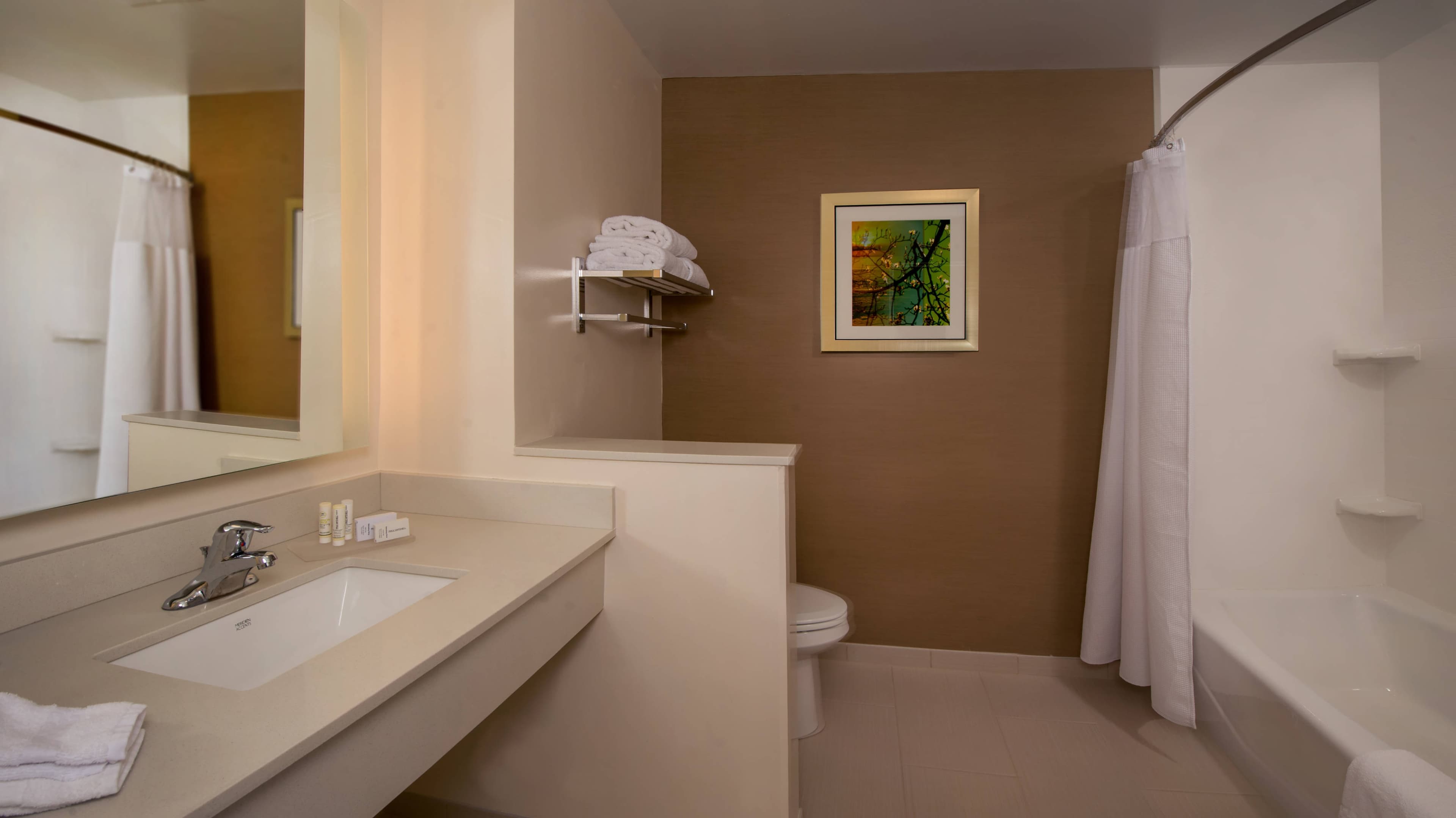 Fairfield Inn & Suites Washington - Image 3