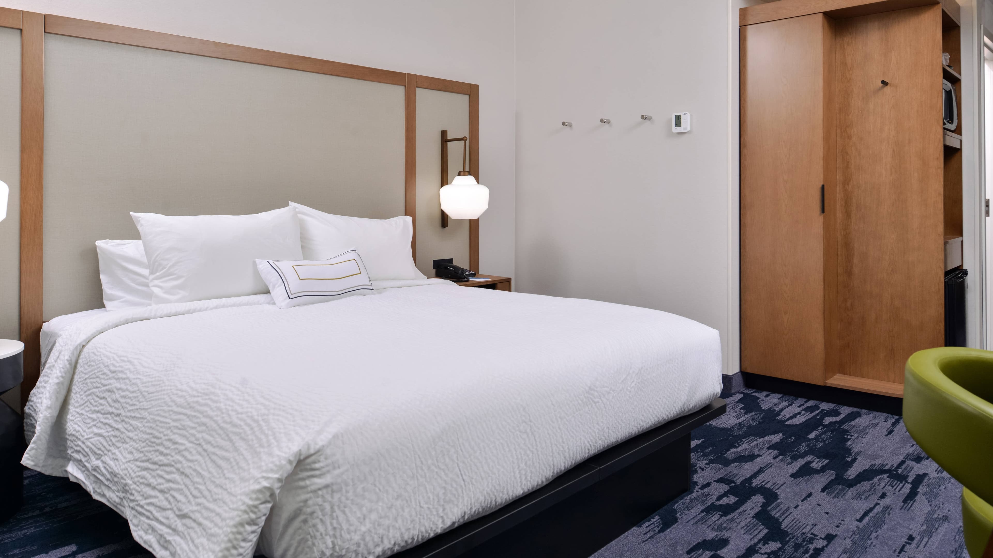 Fairfield Inn & Suites Canton — 11