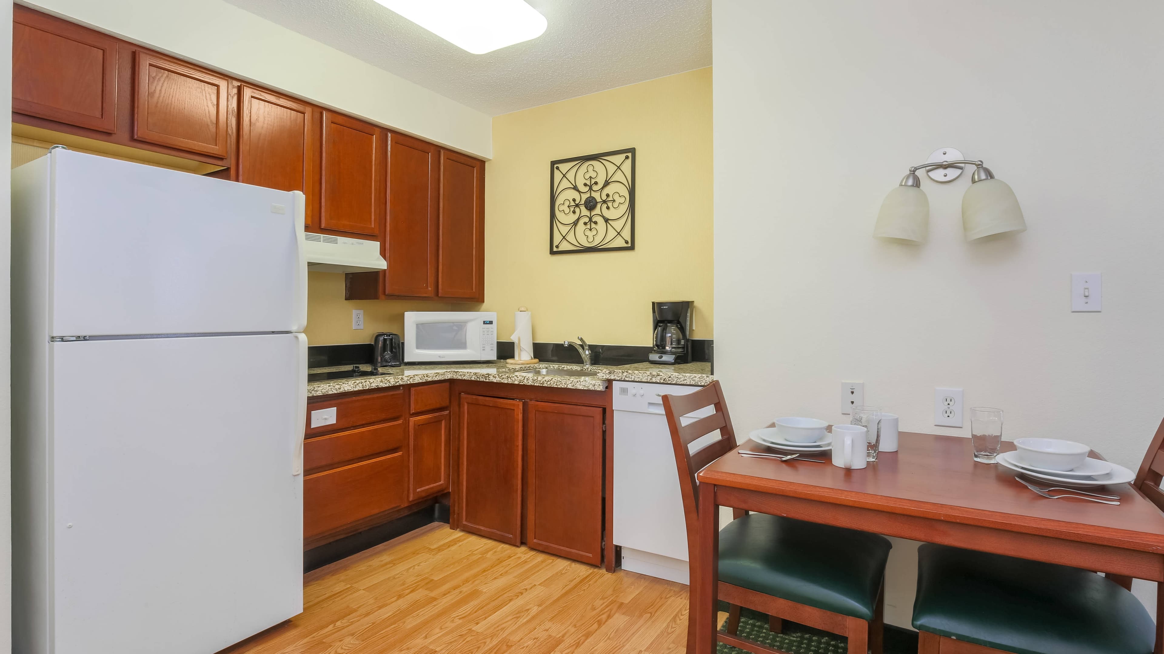 1 Bedroom Suite - Image 5