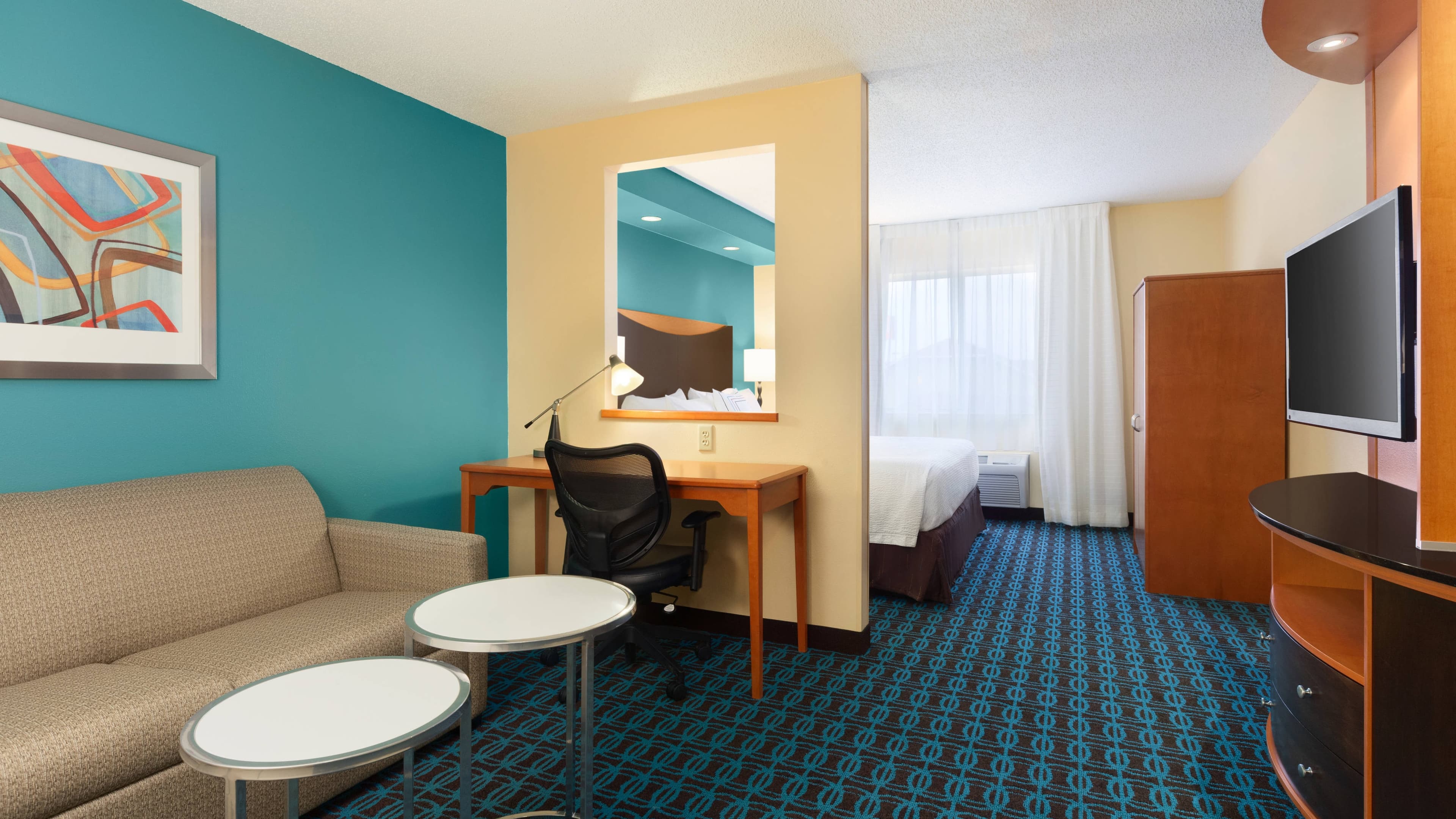 Executive Suite - Image 2